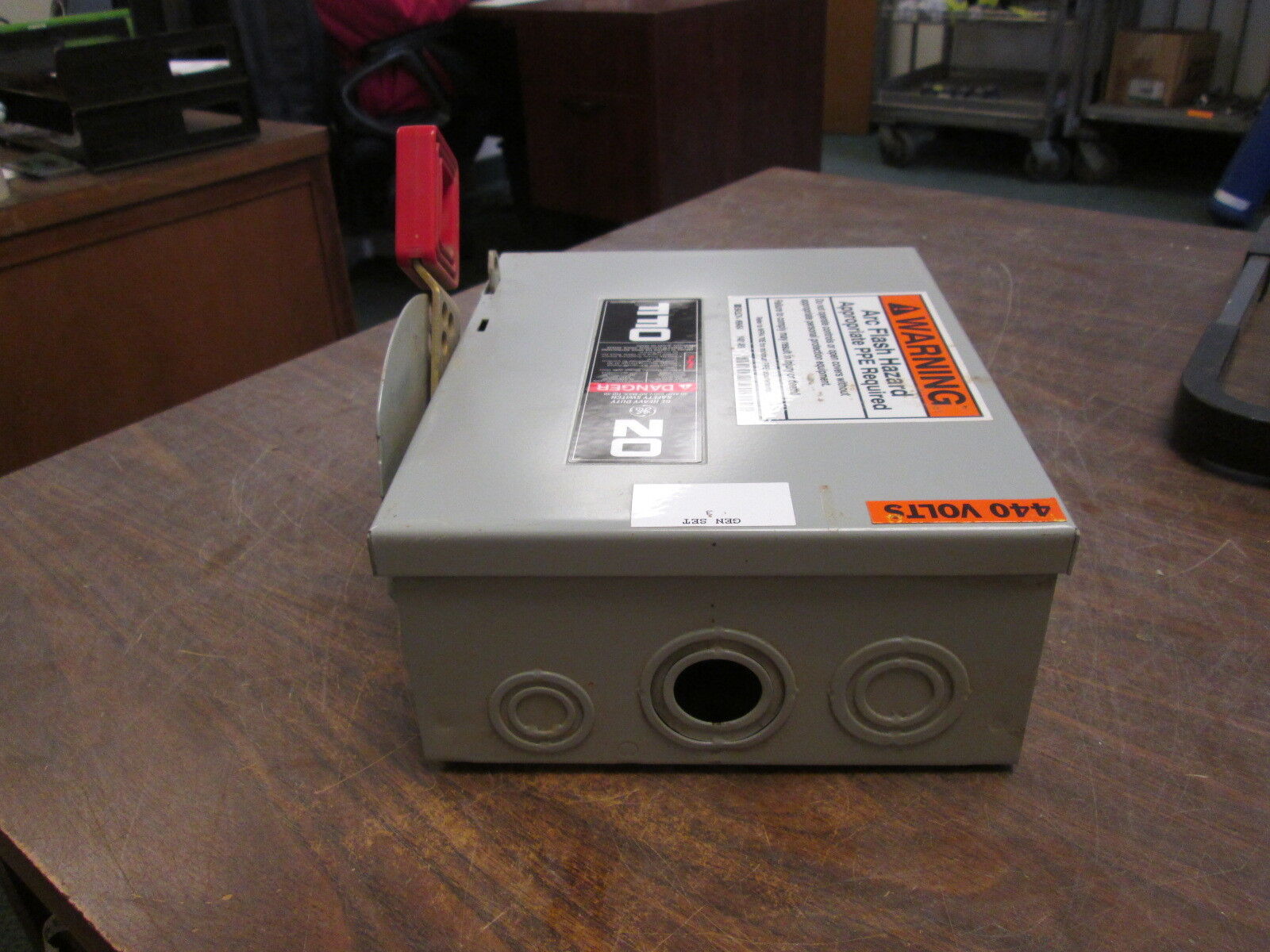 GE Non-Fusible Safety Switch THN3361 Mod 10 30A 600V Used