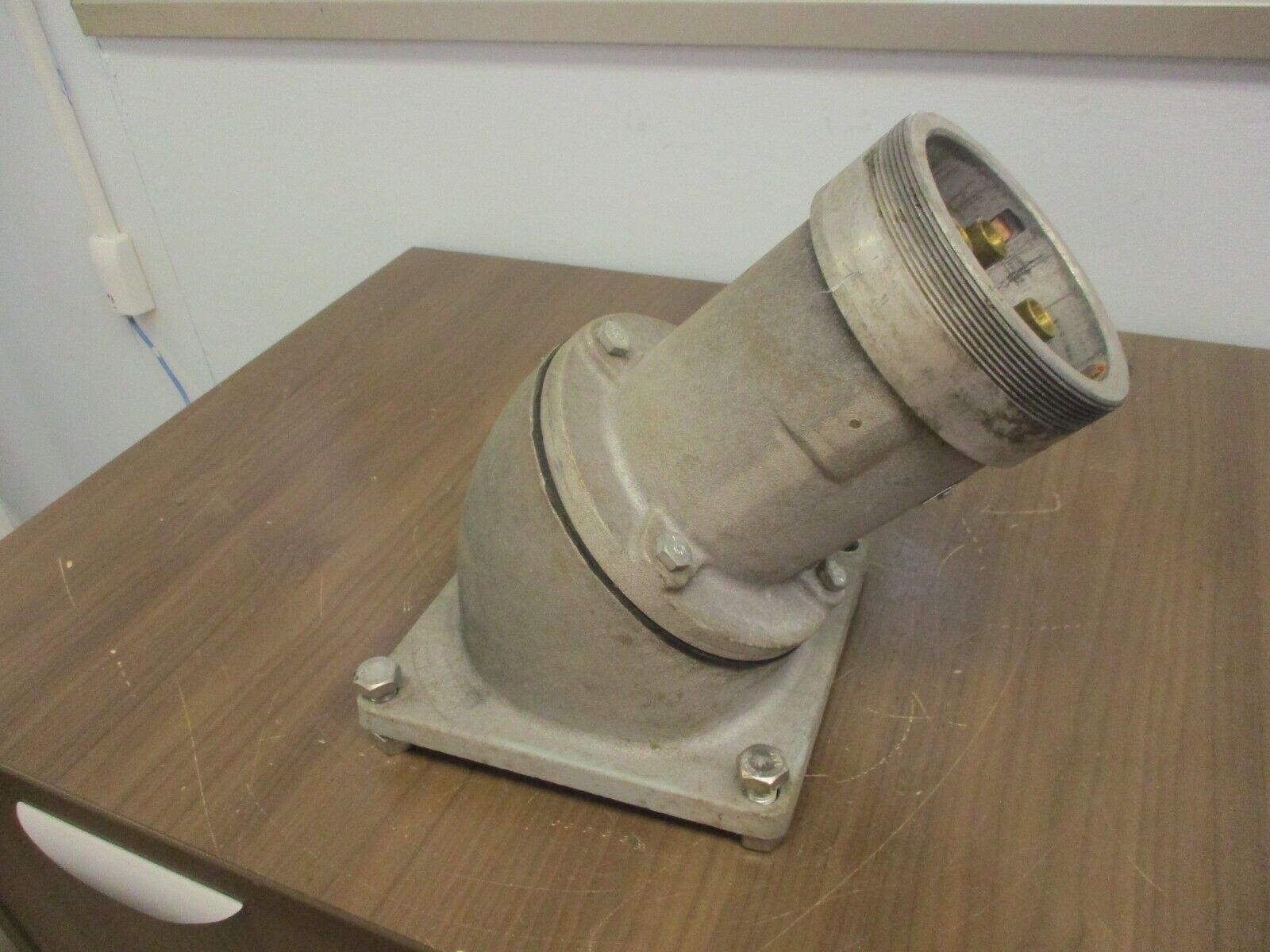 Crouse-Hinds Arktite Reverse Service Receptacle AR2041 S4 S22 200A 600V 4W 4P
