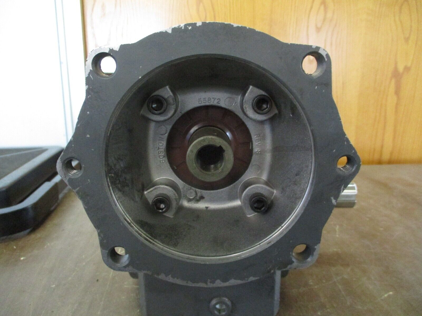 Boston Gear Reducer F726-40-B5-J Ratio 40:1 1.33 HP 1750 RPM In *No Box*