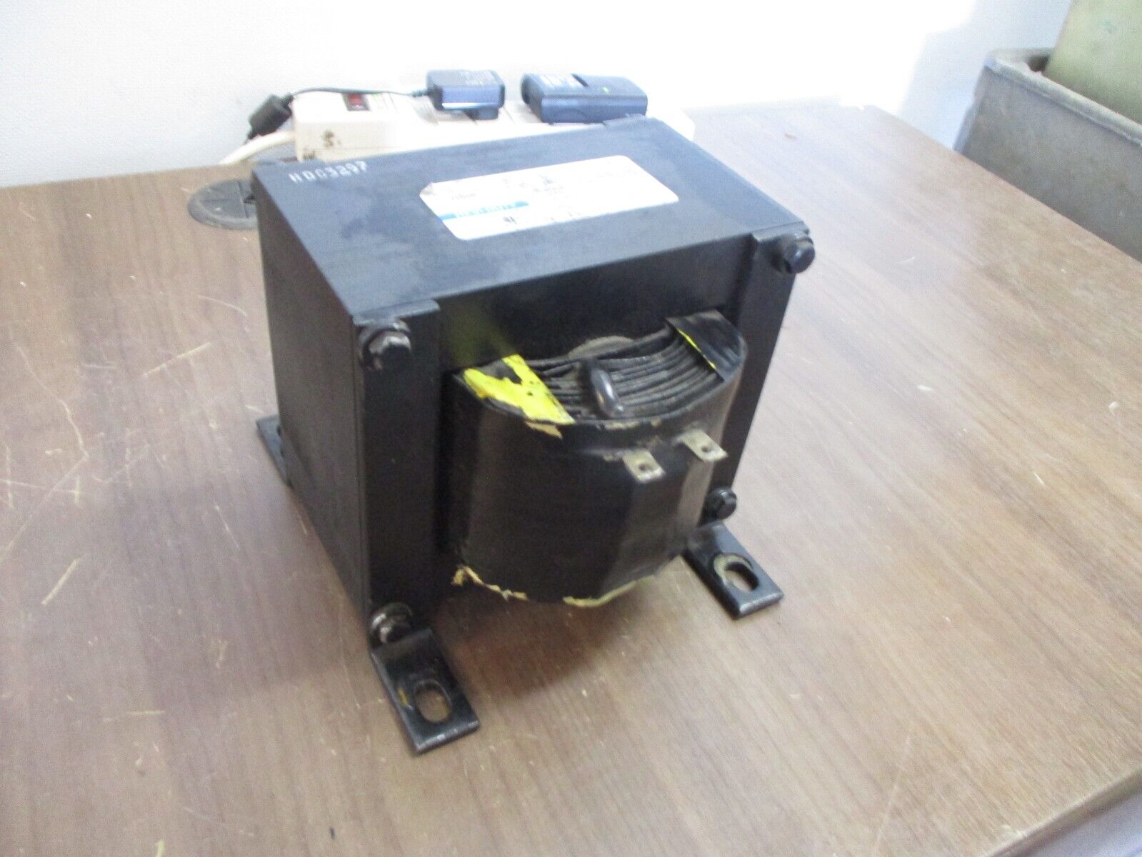Hevi-Duty Type SZO Control Transformer Y1500 1.5kVA Pri: 240/480V Sec: 120V Used