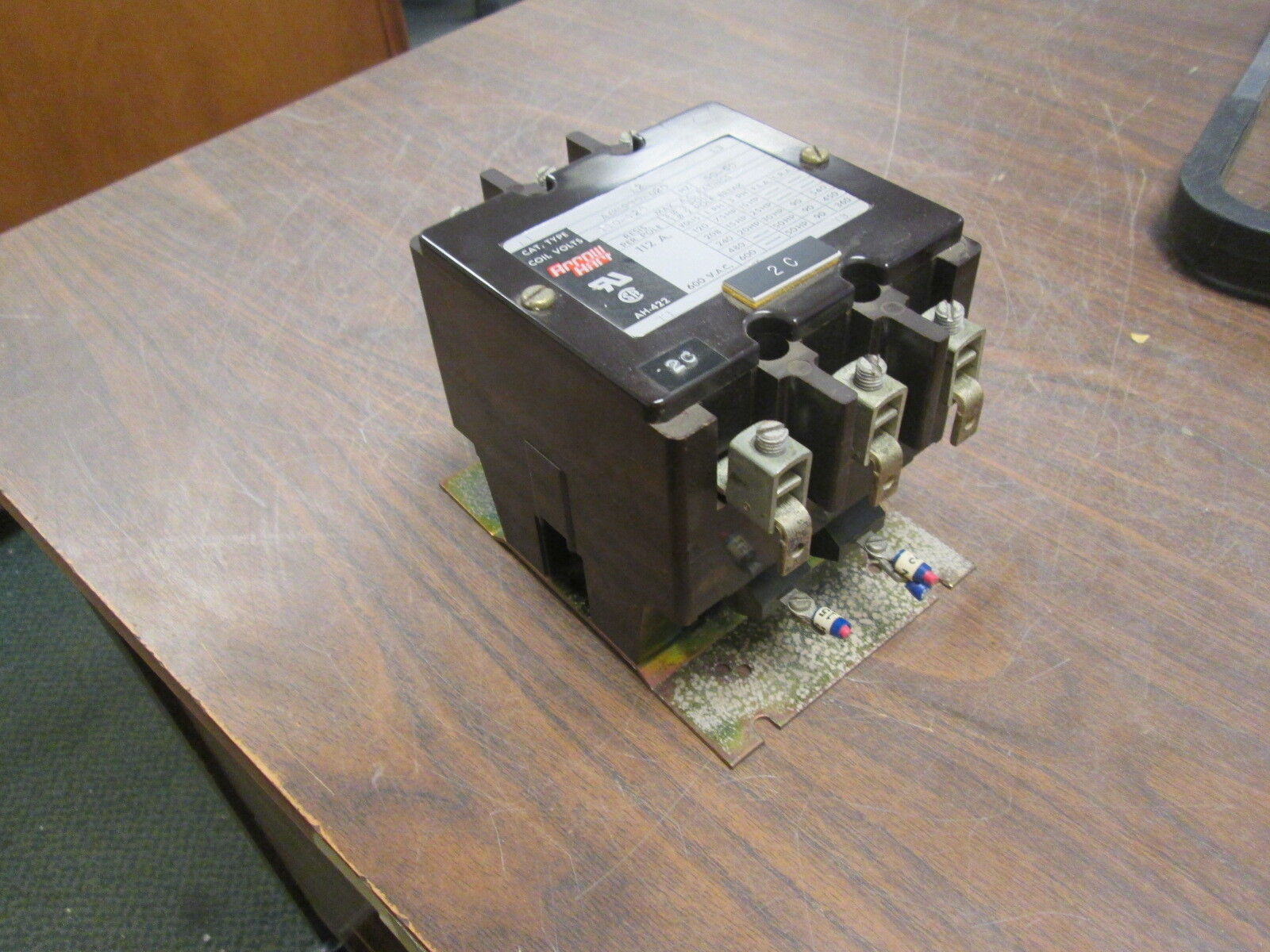 Arrow Hart Contactor ACC930-V20 120V Coil 112A 600V Used