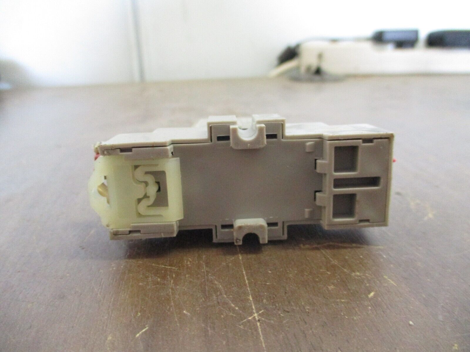 Allen-Bradley Relay 700-HF32A1 Ser. B 120V Coil w/ Base *Lot of 2* Used