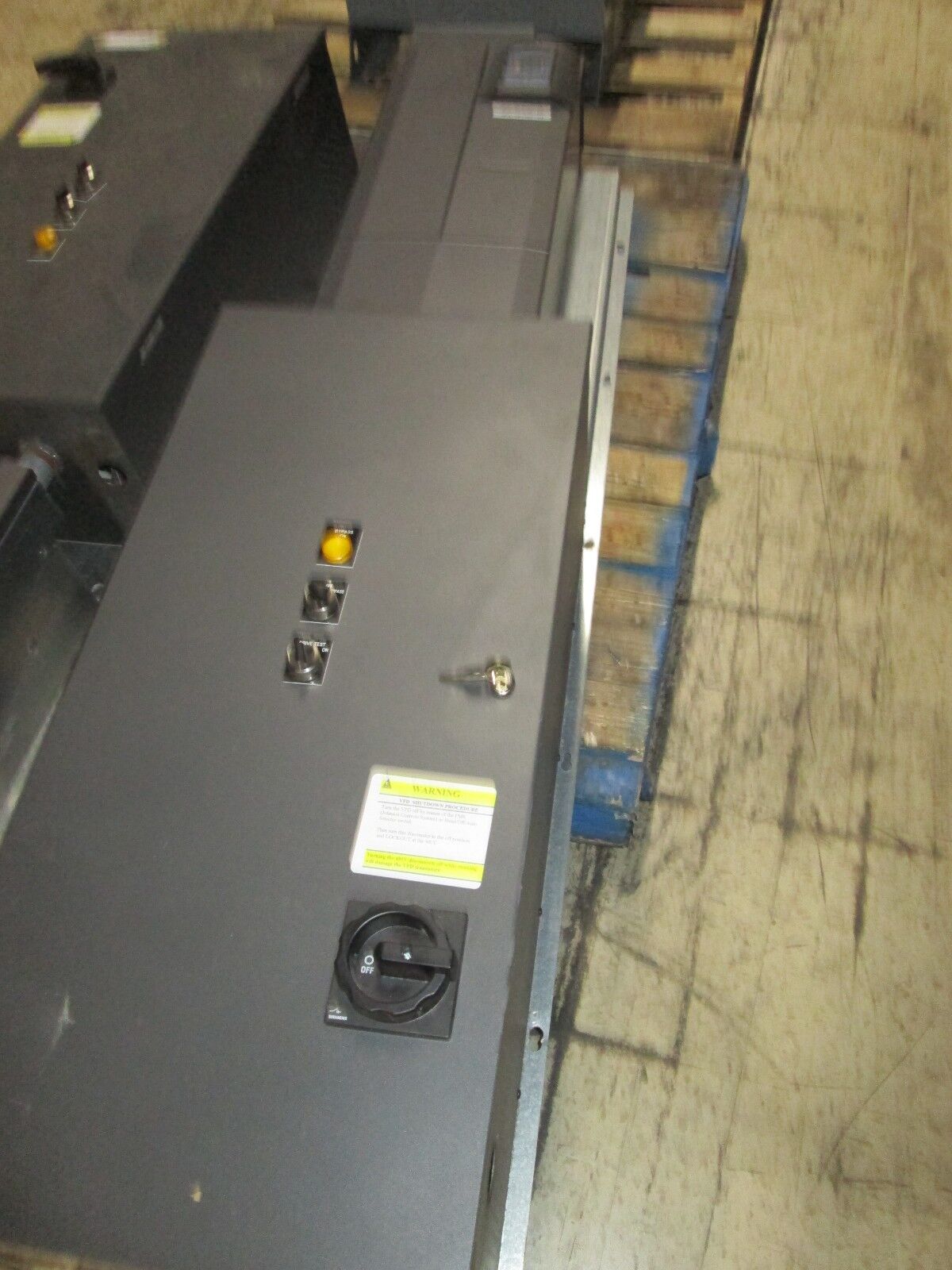 Siemens SED2 AC Drive VBA360.F133X SED2-45/32X 60HP Used