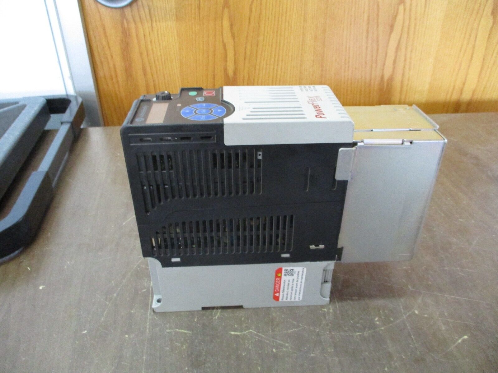 Allen-Bradley PowerFlex 523 AC Drive 25A-D6P0N104 Ser. B 3HP 3Ph Used