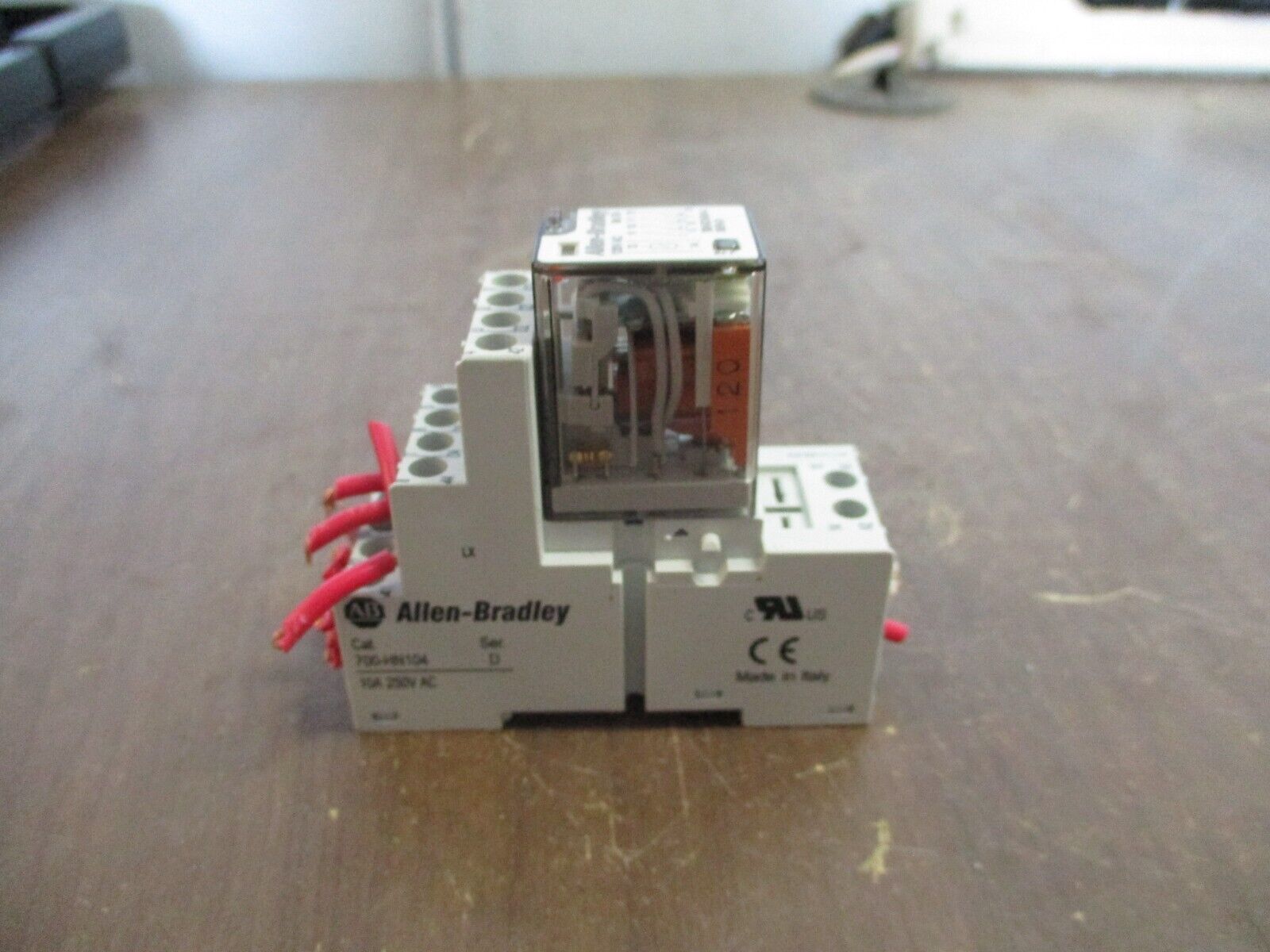 Allen-Bradley Relay w/ Base 700-HC14A1-4 Ser. D 120V Coil 700-HN104 Base Used