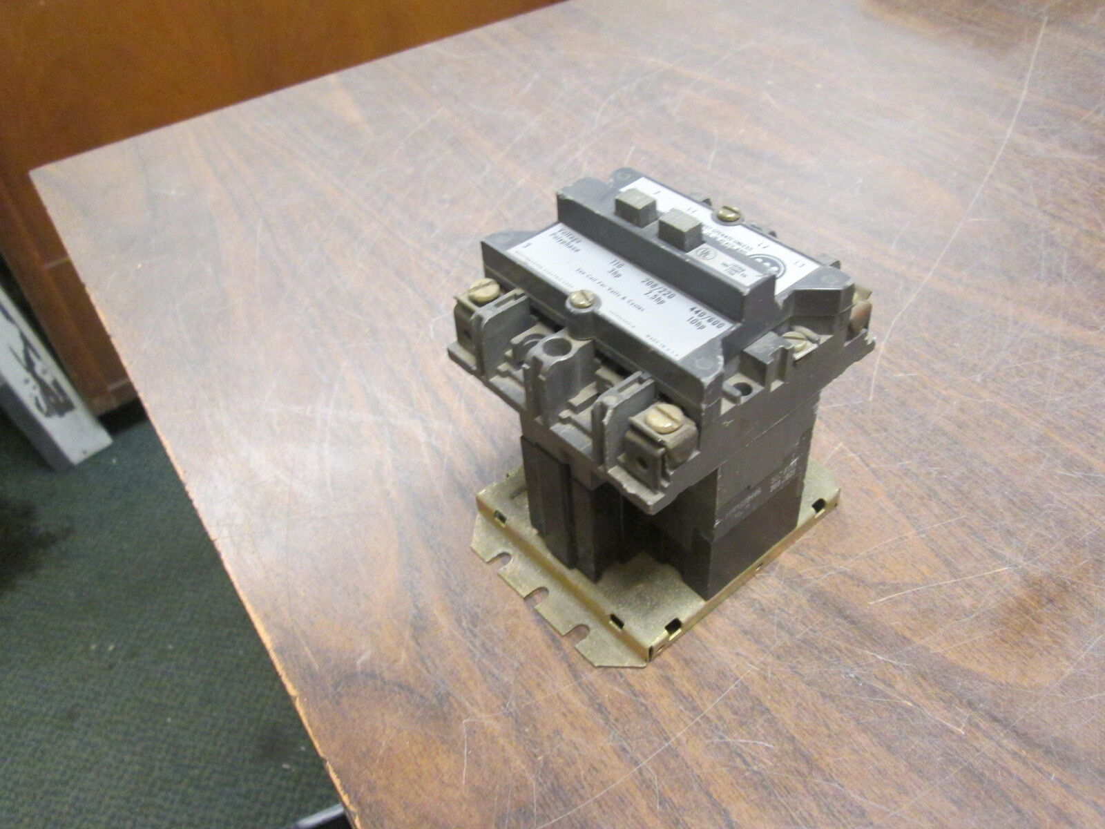 Westinghouse Size 1 Contactor A200M1CACDM 120V Coil 27A Used