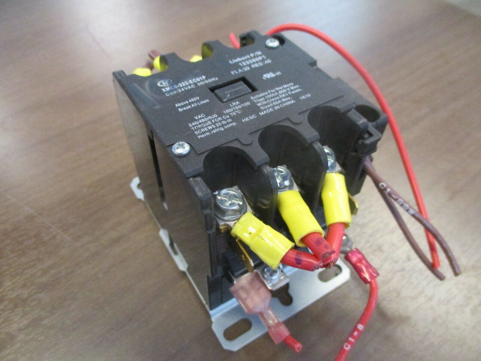 Liebert Contactor 123280P1 24V Coil 32A 600V Used