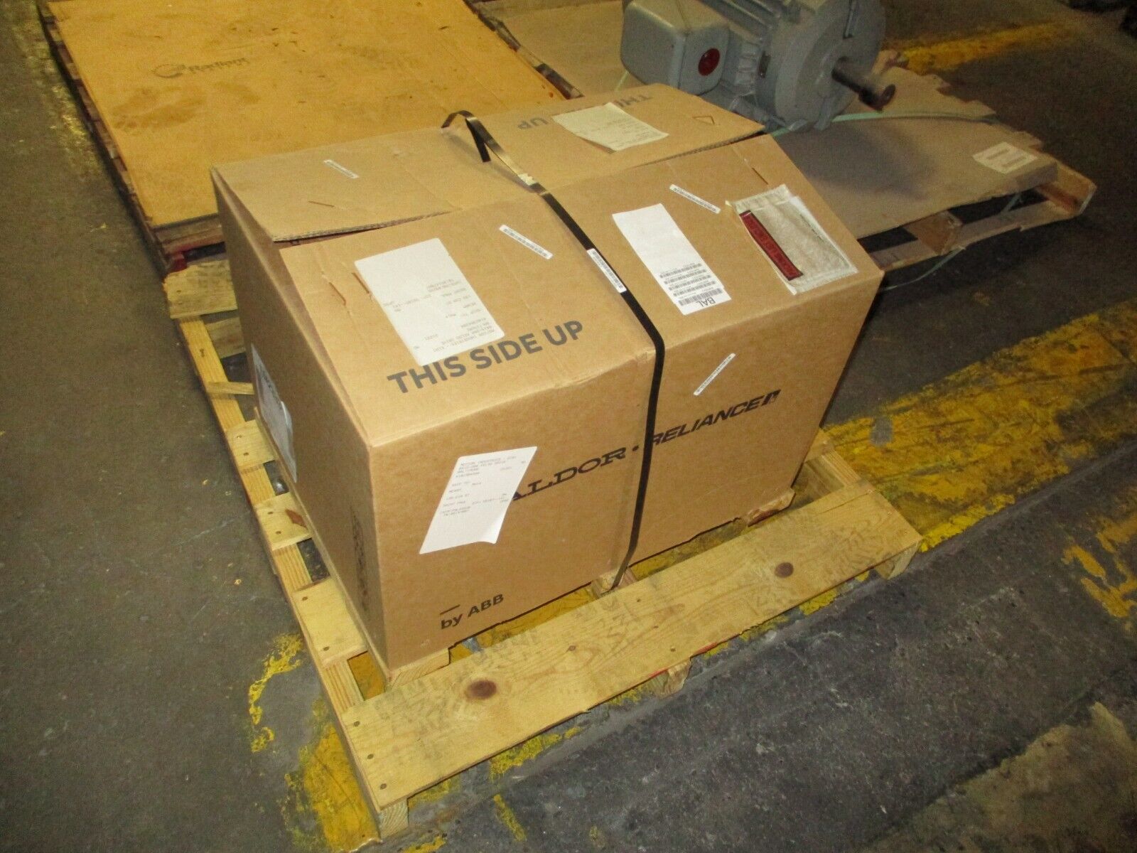 Baldor Motor EM2333T 15HP 1800RPM 230/460V 36.2/18.1A 3Ph 60Hz New Surplus