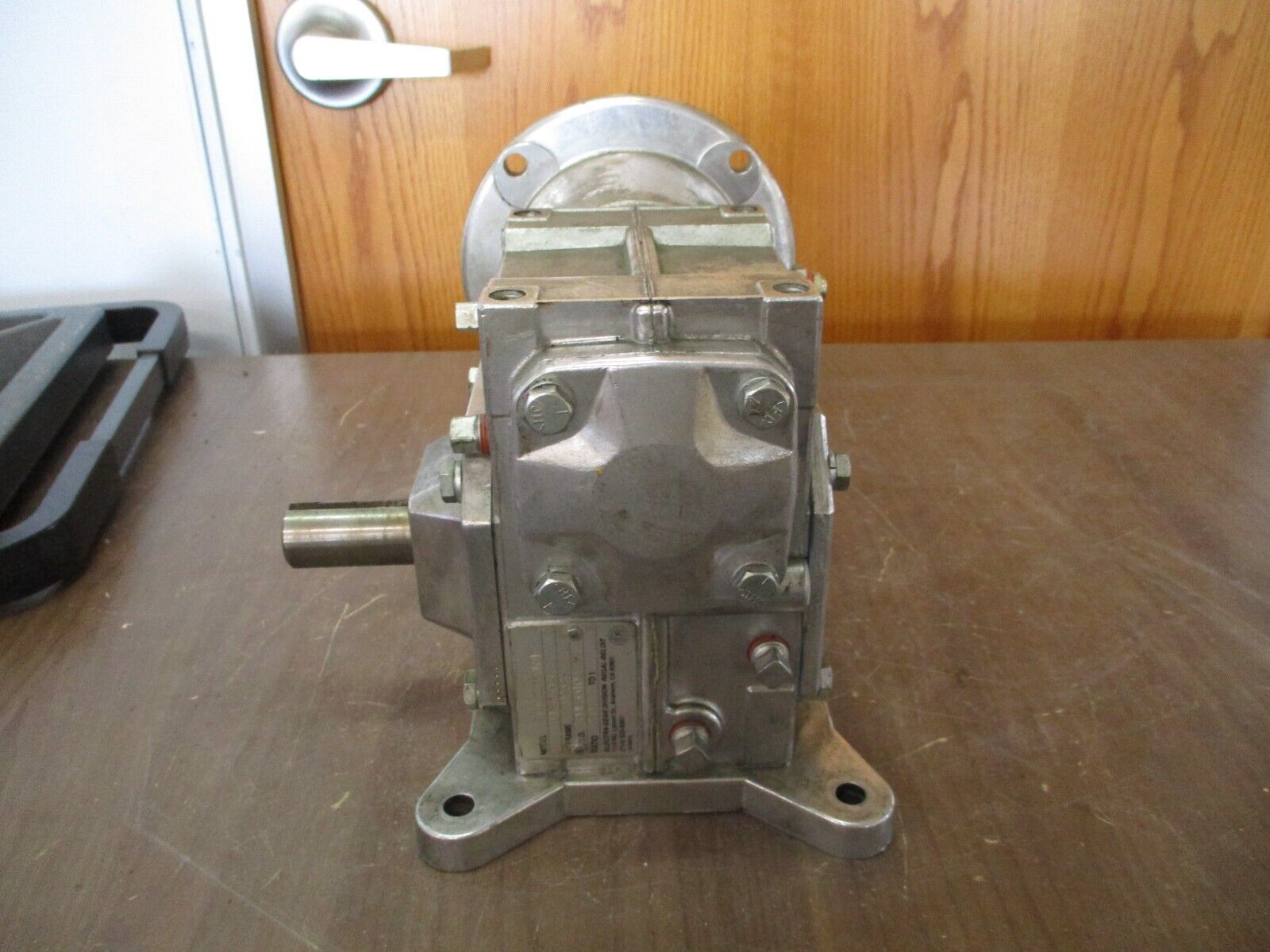 Electra-Gear Aluminum Reducer 21ALC1450R/F Ratio 50:1 Frame: 7709324 Used