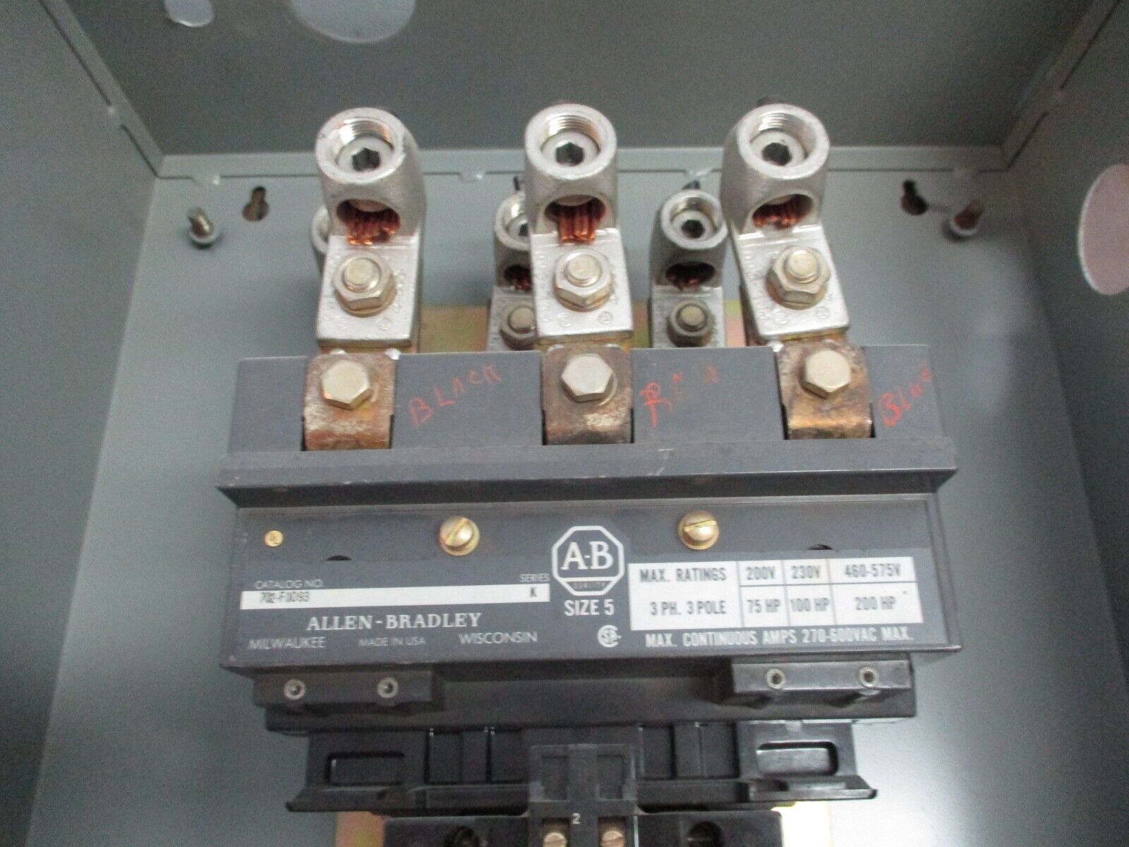 Allen-Bradley Enclosed Size 5 Starter 702-FOD93 Ser. K 120V Coil 270A 600V Used