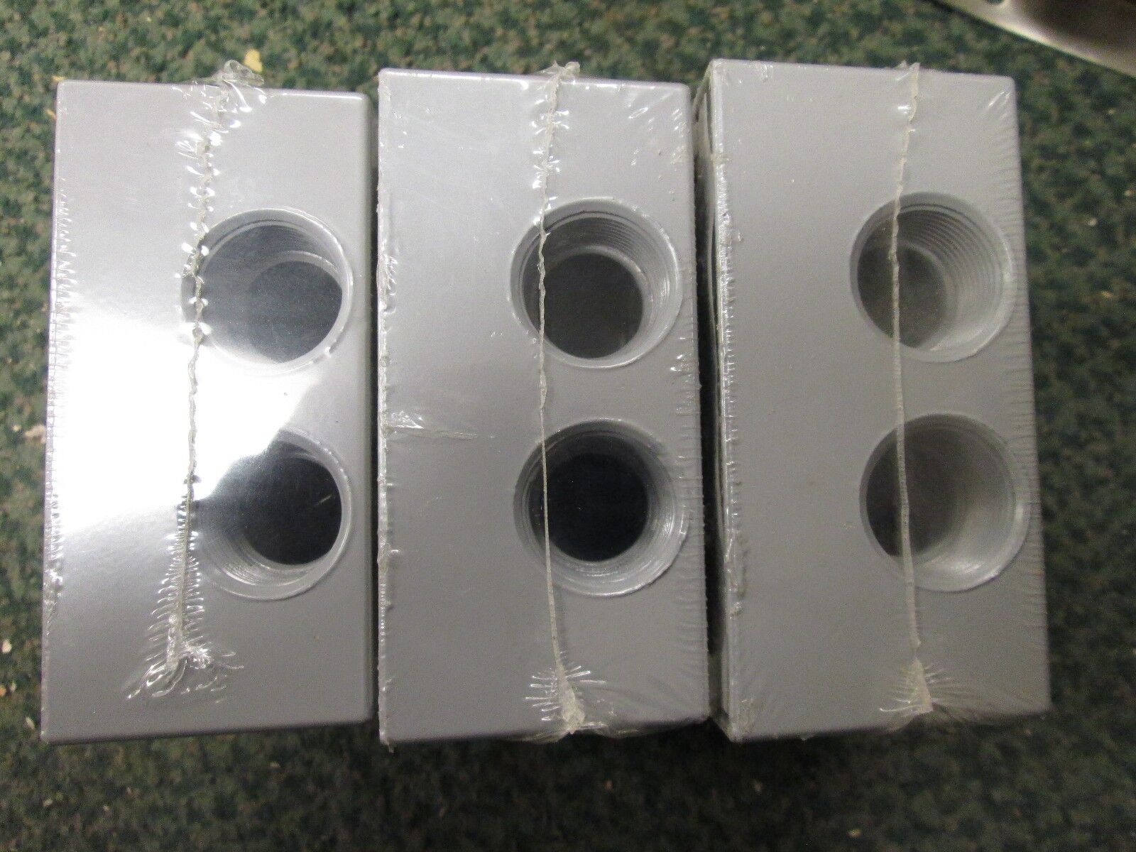Bell 2 Gang Box 5346-0 (7) 3/4" Outlets *Lot of 3* New Surplus
