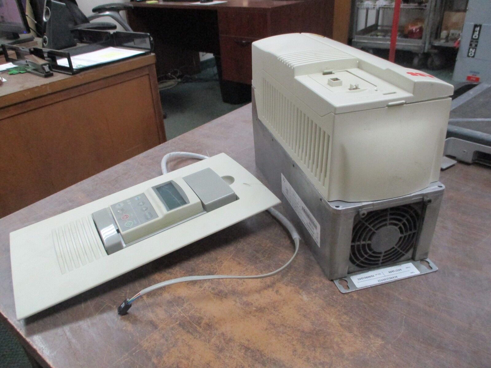 ABB ACH401 AC Drive ACH401C00432 3HP 3Ph w/ Keypad & External Keypad Mount Used