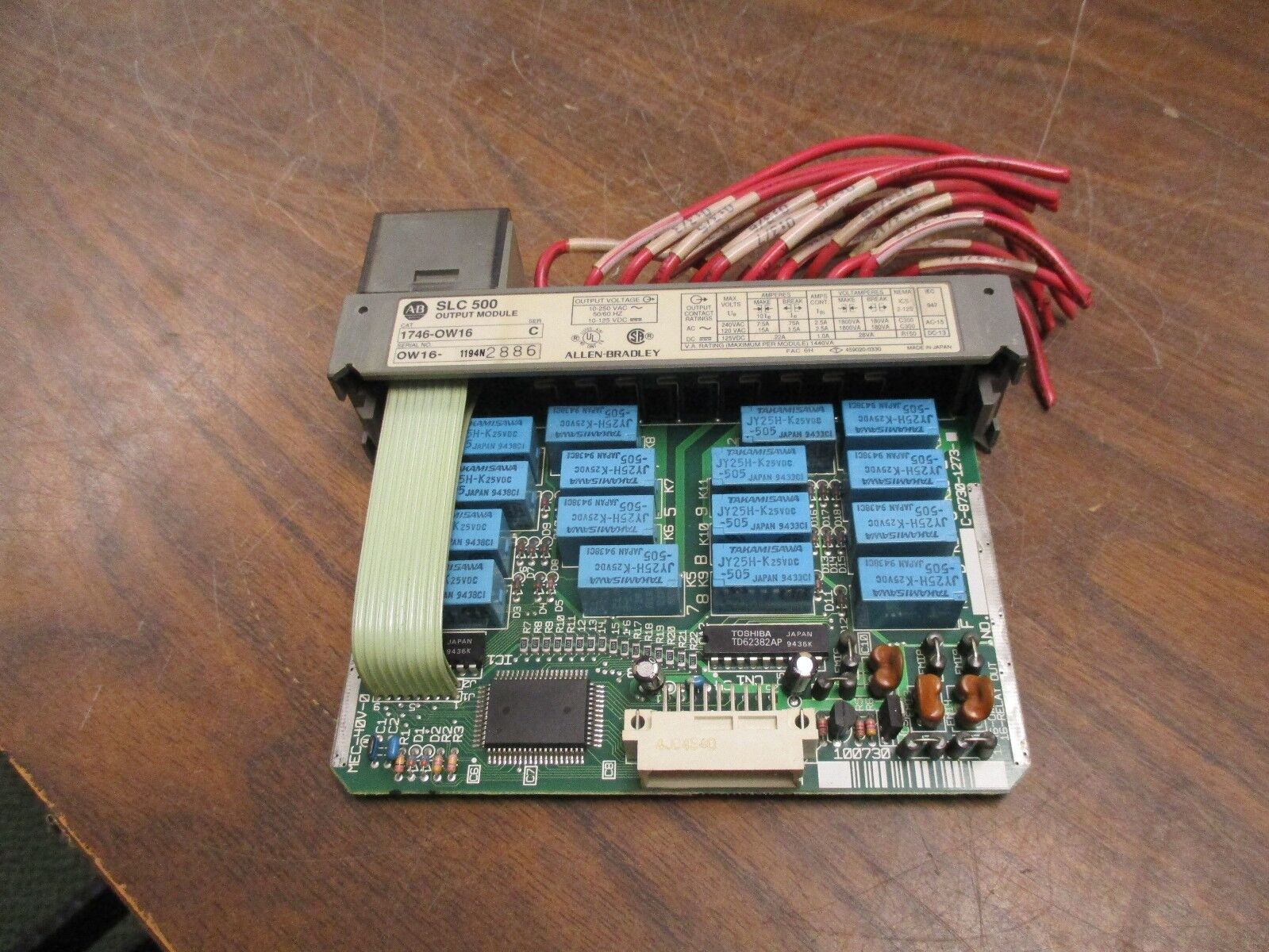 Allen-Bradley SLC 500 Output Module 1746-OW16 Ser C. 10-250VAC/10-125VDC Output