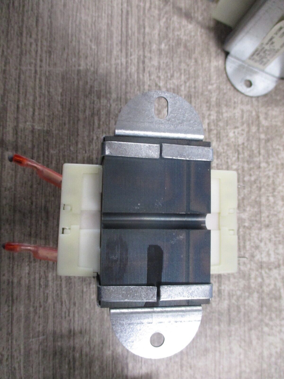 Basler Electric Transformer BE30607027 G19 50VA Pri:208/240V Sec:24V 50/60Hz