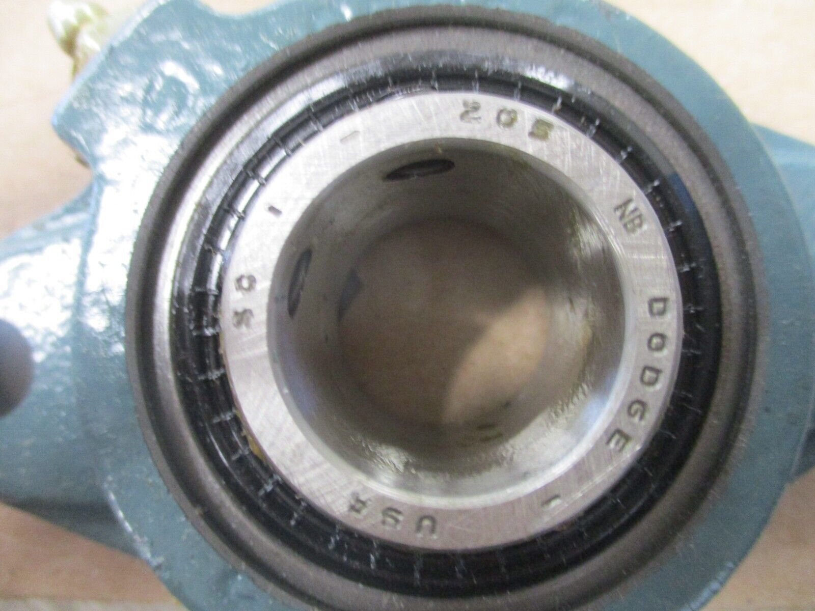 Dodge Flange Bearing 124173 F2B-SC-100 1" New Surplus