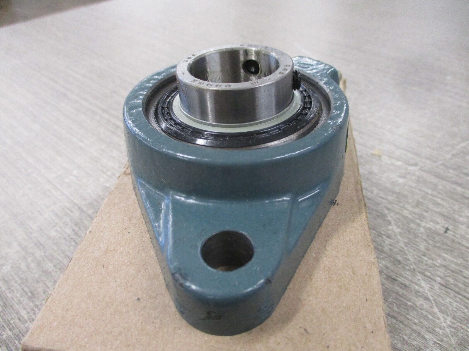 Dodge Flange Bearing 124173 F2B-SC-100 1" New Surplus