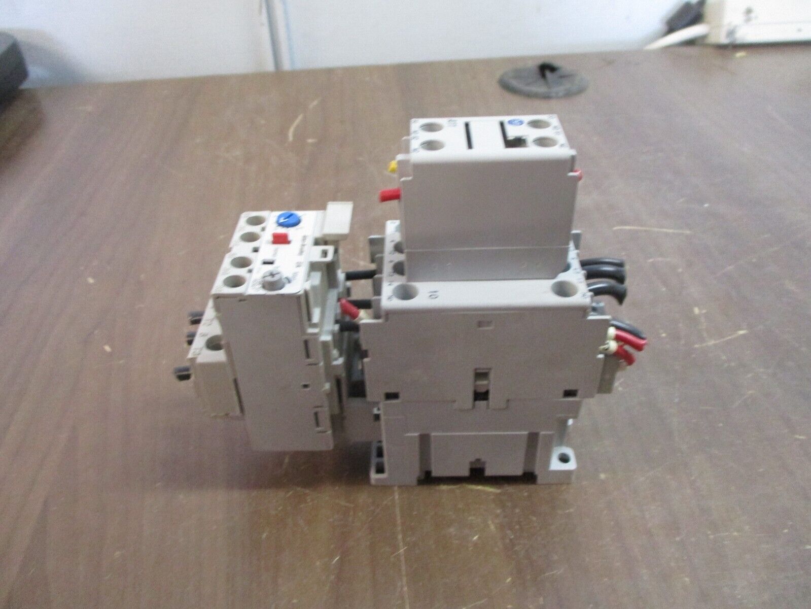 Allen-Bradley Starter 100-C23*10/193-EA2GB 120V Coil Trip: 12-32A 600V Used
