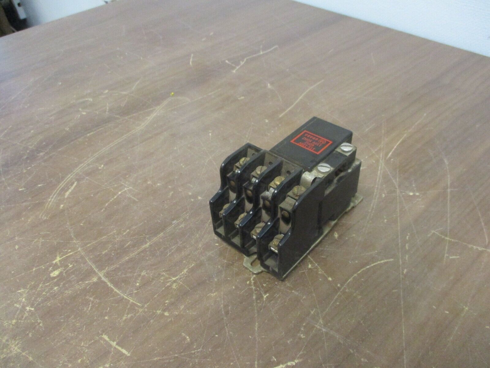 Allen-Bradley Size 00 Starter 702-TOD93 Ser. K 115-120V Coil 9A 600V Used