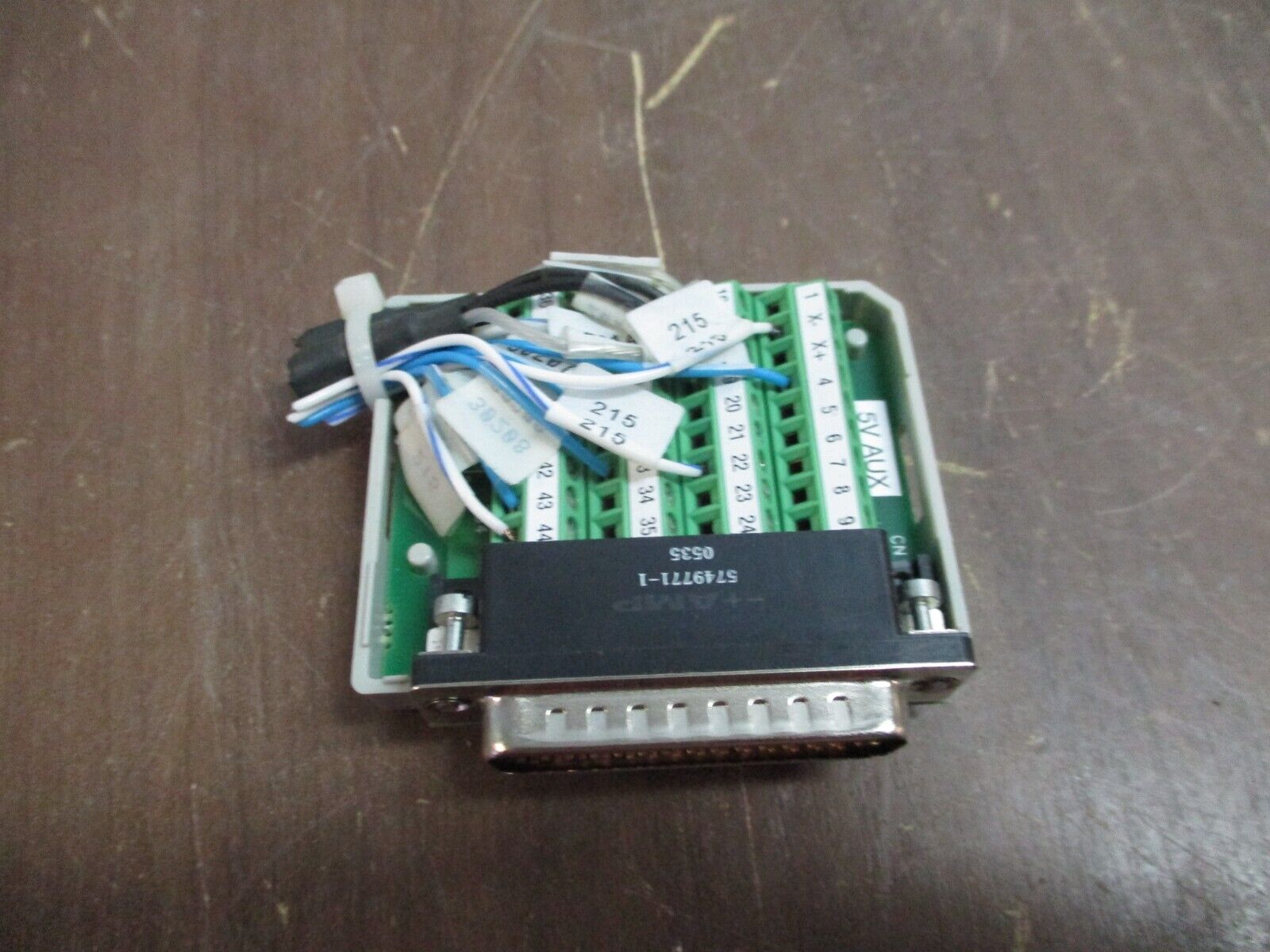 Allen-Bradley Breakout Board 2090-U3BB2-DM44 *Missing Cover* Used