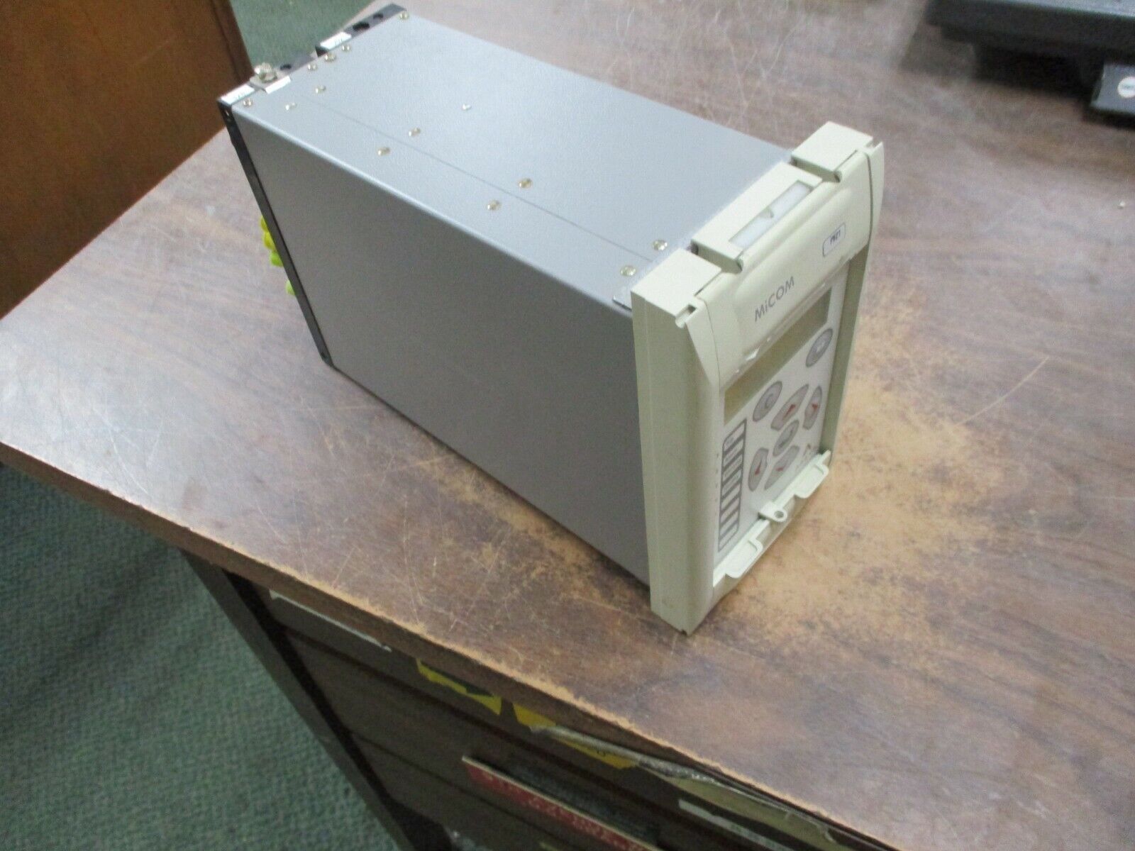 Areva MiCOM Protection Relay P921 0ASM111 Input: 57-130VAC *Chipped Cover* Used