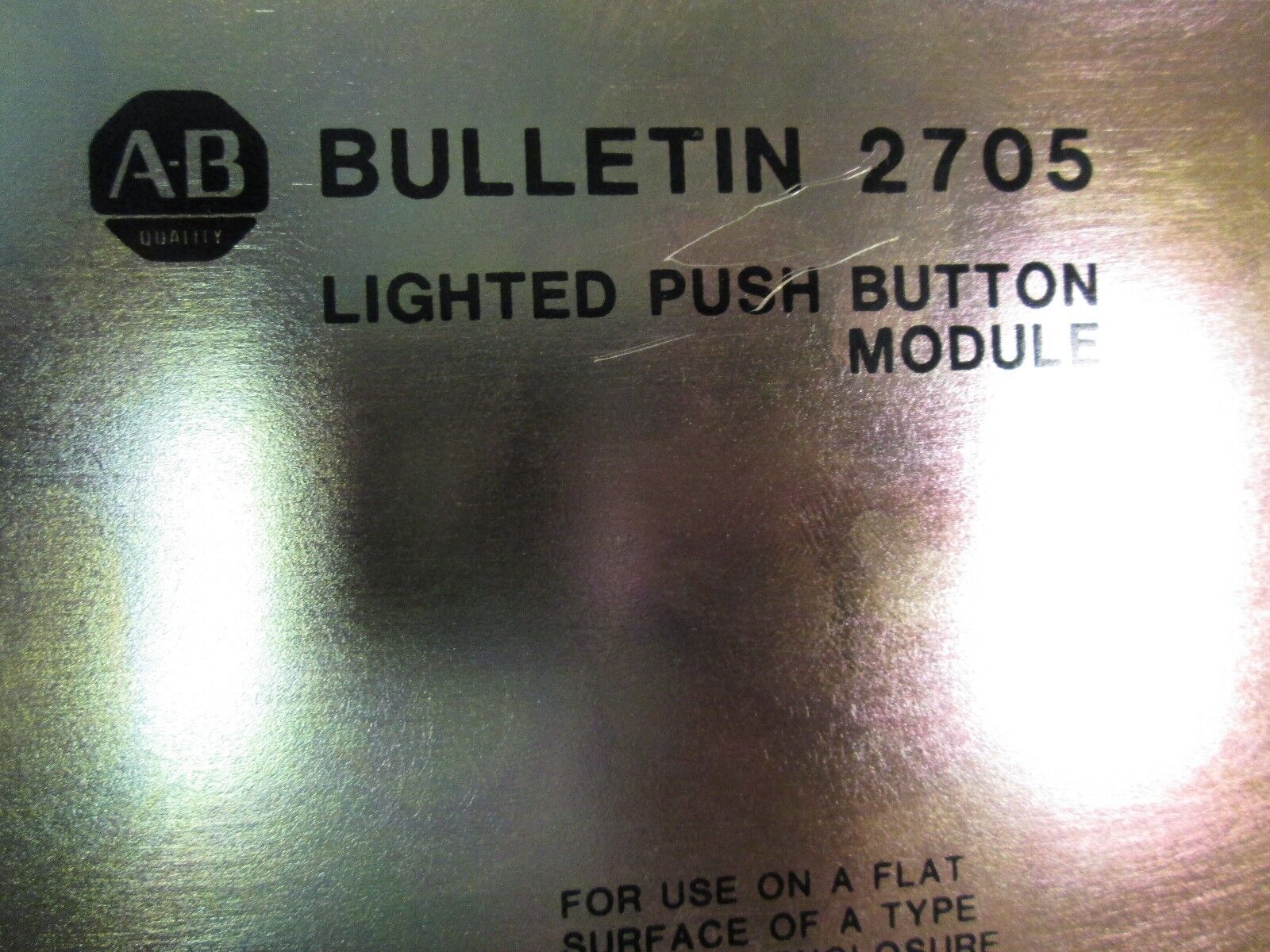 Allen-Bradley Lighted Push Button Module 2705-P31J1 23VA 120/240VAC Rev B Used