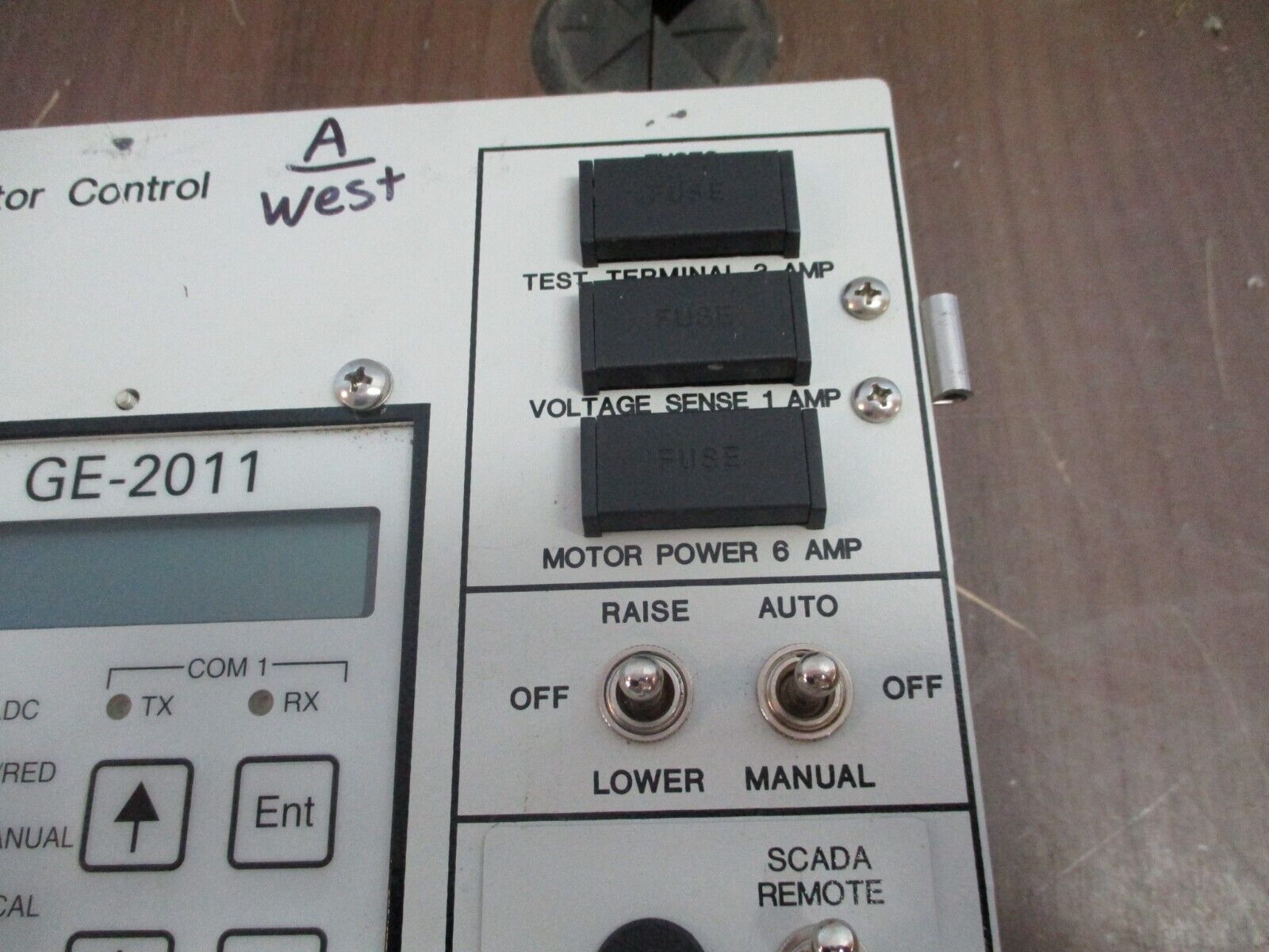 GE GE-2011 Voltage Regulator Control GE-2011C-6SL S/W: D-0146V08.12.01 Used