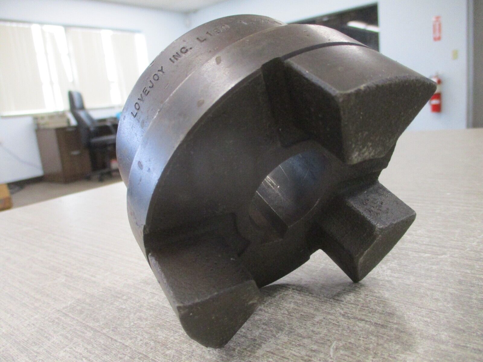 Lovejoy Jaw Coupling Hub L190 Bore: 1 1/2" Used