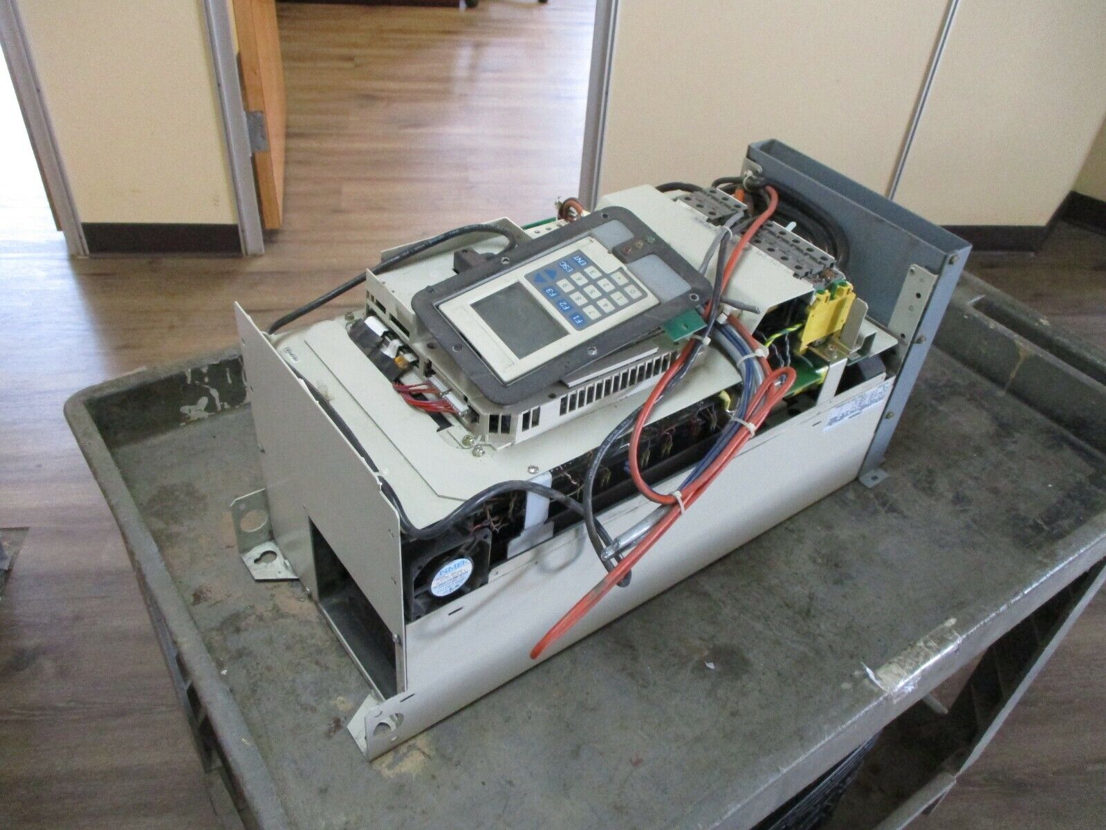 Square D AC Drive ATV66D46N4 40HP 3Ph *No Cover* w/ Keypad Used