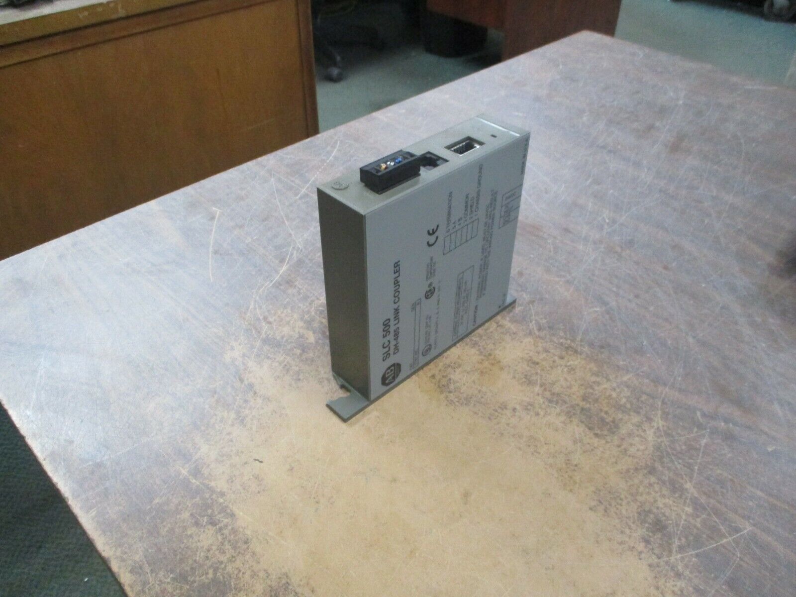 Allen-Bradley SLC 500 DH-485 Link Coupler  1747-AIC  Ser. B  24VDC  190mA  Used