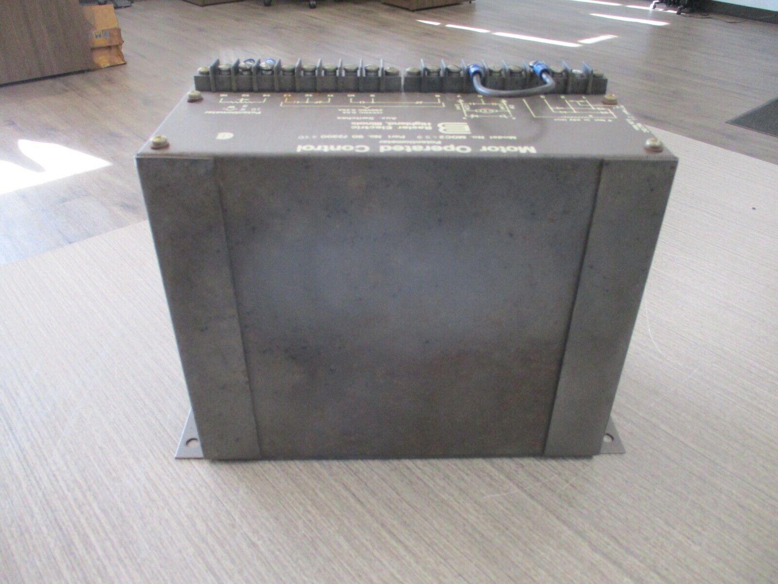Basler Electric MOC2499 Motor Operated Control / Potentiometer 90 72300430 Used
