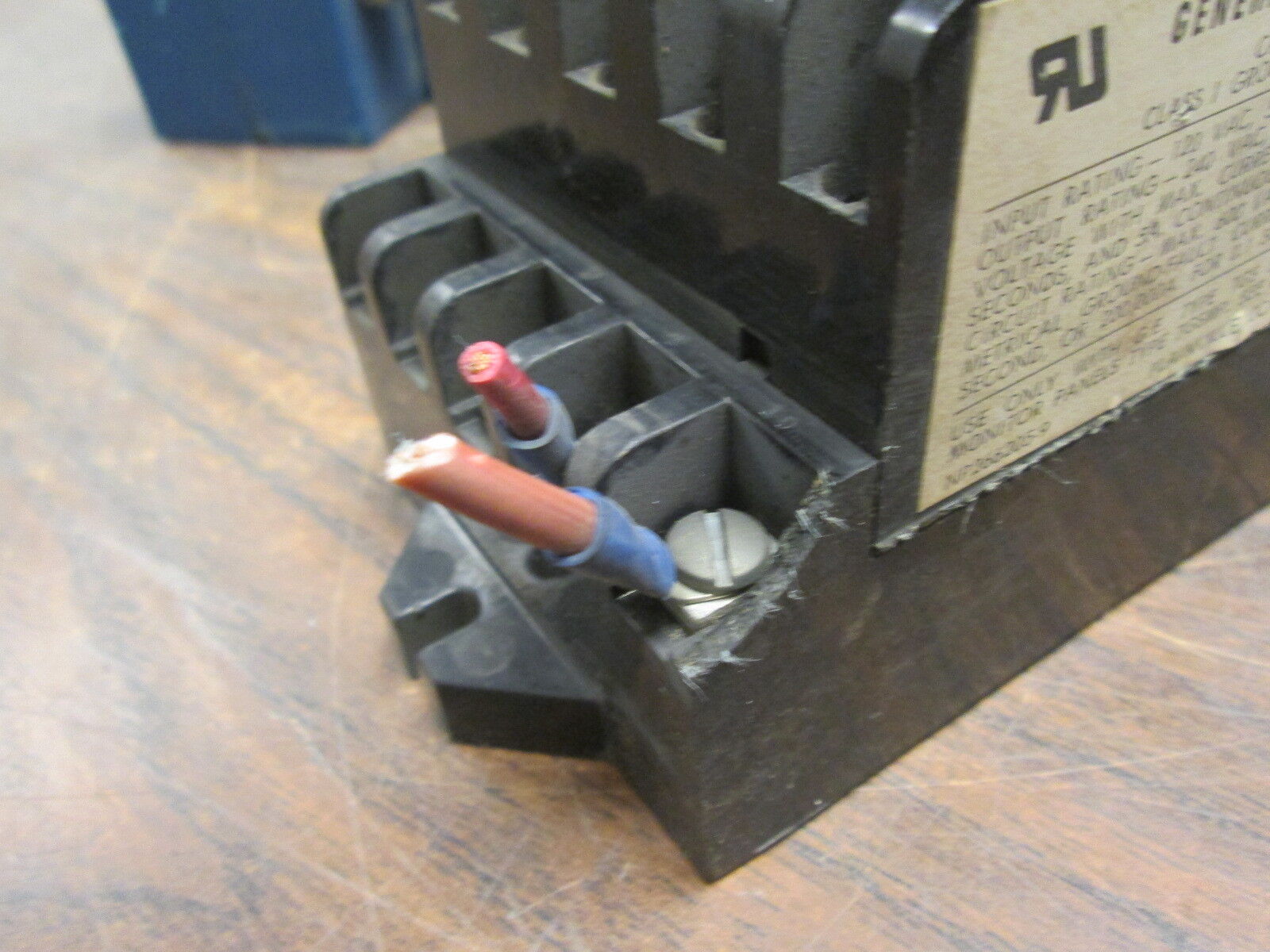 GE Ground Break System TGS0808/TGSR12/TGSMP *Chipped Relay Insulators* Used