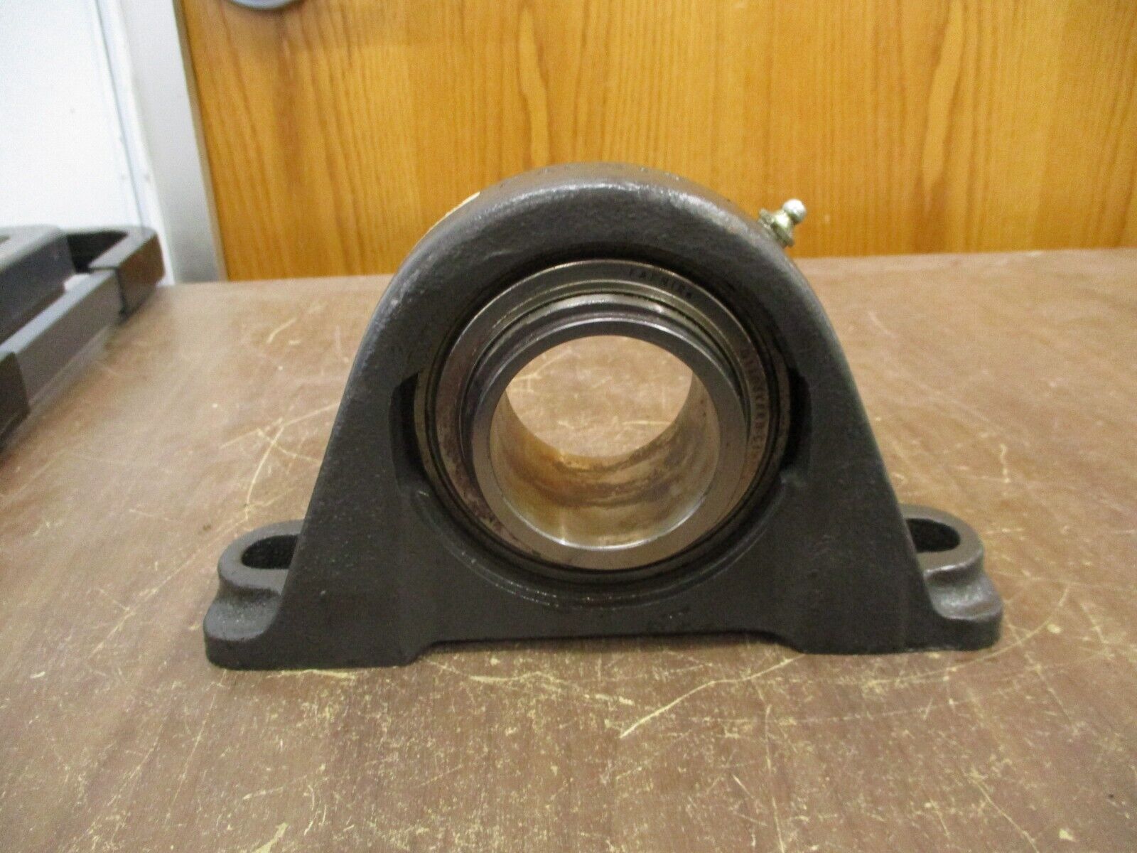 Fafnir Pillow Block Bearing RAK 2 3/16 Used