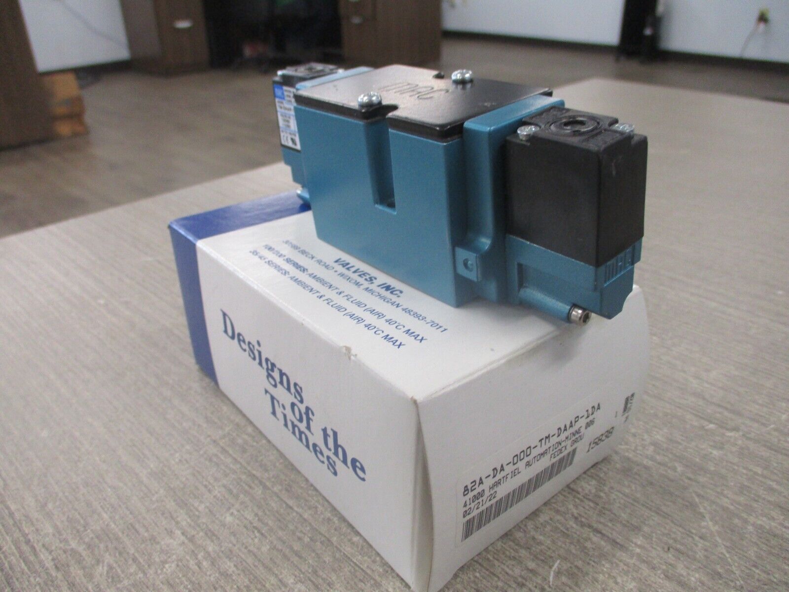 MAC Solenoid Valve 82A-DA-000-TM-DAAP-1DA New Surplus