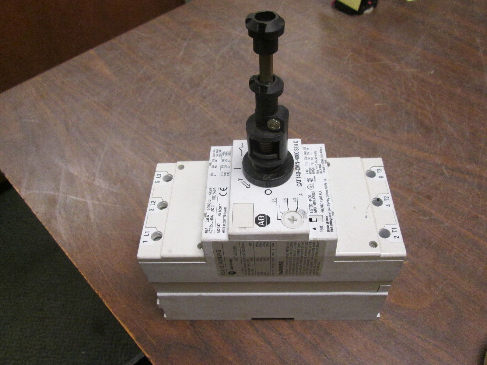 Allen-Bradley Manual Starter 140-CMN-4000 Range: 25-40A 600V Used
