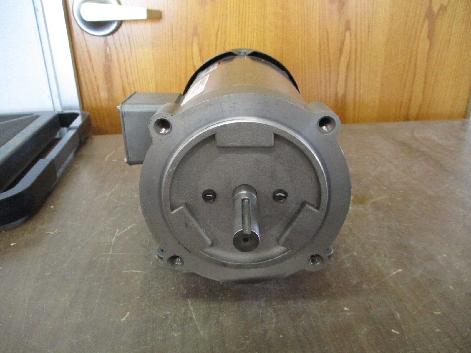 Baldor Motor CM3543 0.75HP 1200RPM 208-230/460V 3.3-3/1.5A 60Hz 3Ph *No Key*