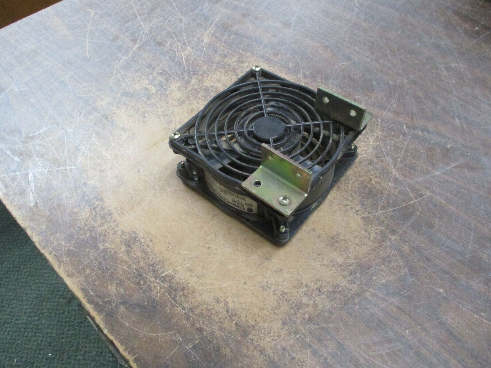 Comair Rotron Model MX2B3X Muffin XL Fan 039610 115V 0.20/0.18A 50/60Hz Used