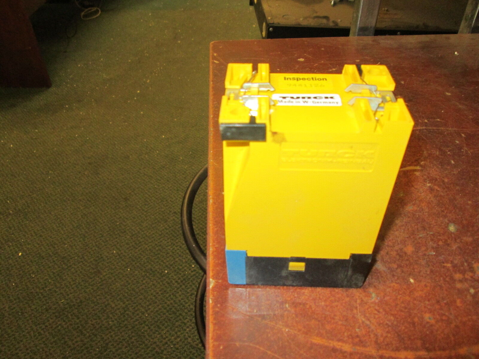 Turck Switching-Amplifier MS13-12Ex0-R Supply: 90-132 VAC, 48-62Hz Used