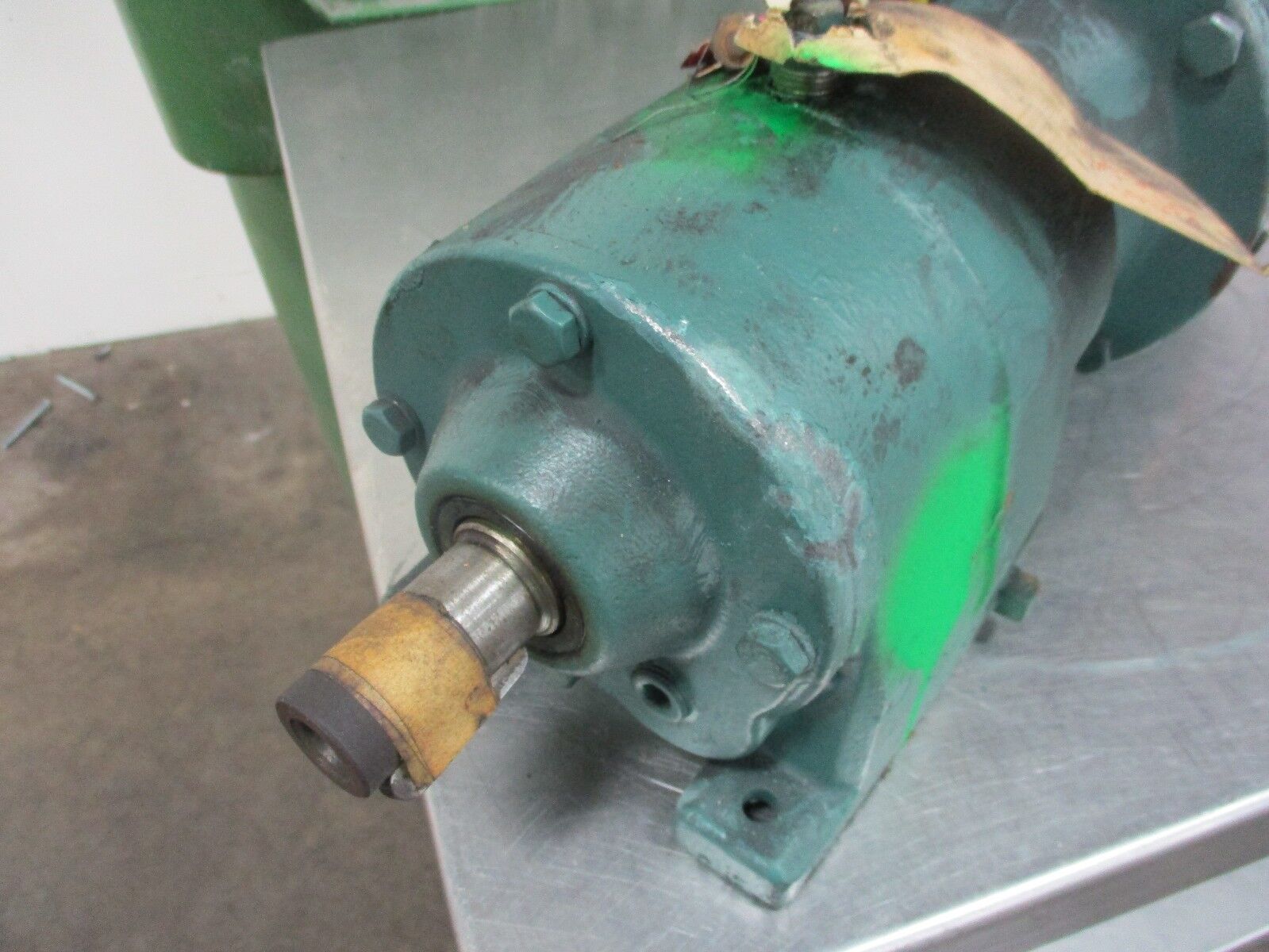 Reliance Duty Master AC Motor w/ Gear B79B3132M-XZ 1/2HP 1800RPM 230/460V Used