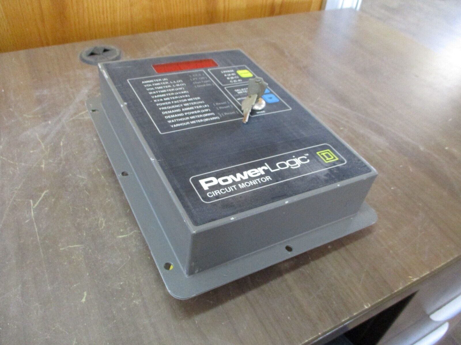 Square D PowerLogic Circuit Monitor 3020 CM250X1 120VAC 0.5A 50/60Hz Used