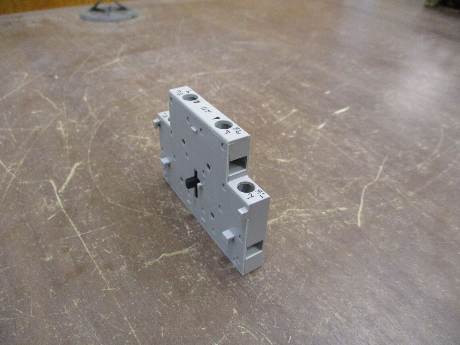 Allen-Bradley Aux. Contact 100-SA11 Ser. B 1 N.O. 1 N.C. New Surplus