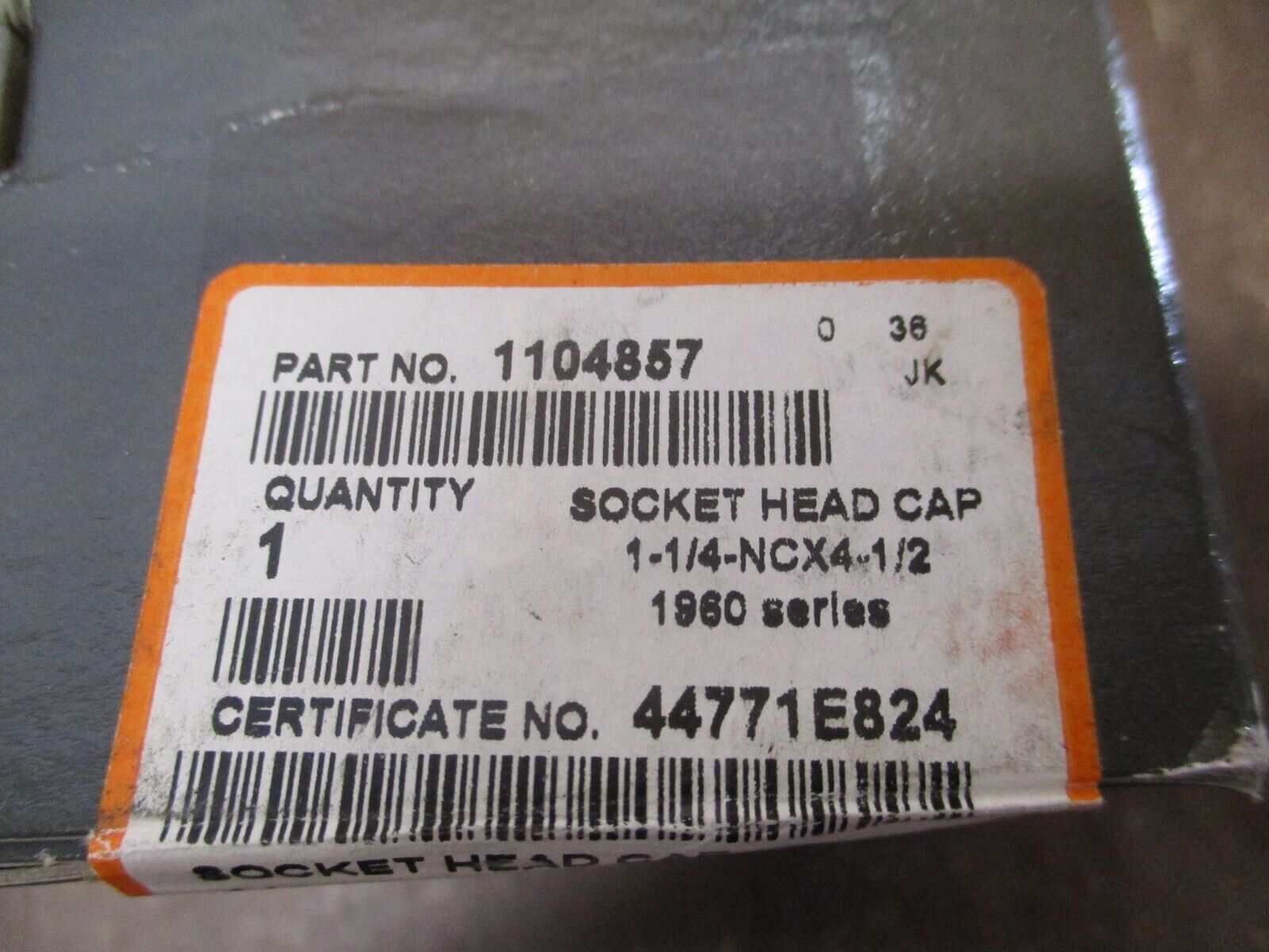 Unbrako 190Series Socket Head Cap Screw 1104857 1-1/4-NCX4-1/2 New Surplus