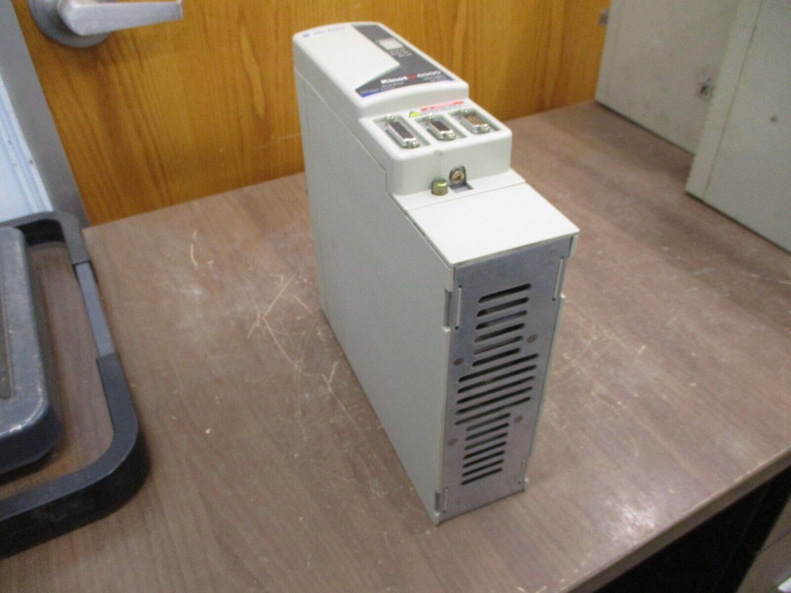 Allen-Bradley Kinetix 6000 Axis Module 2094-BM01 Ser. A F/W Ver. V1.82 Used
