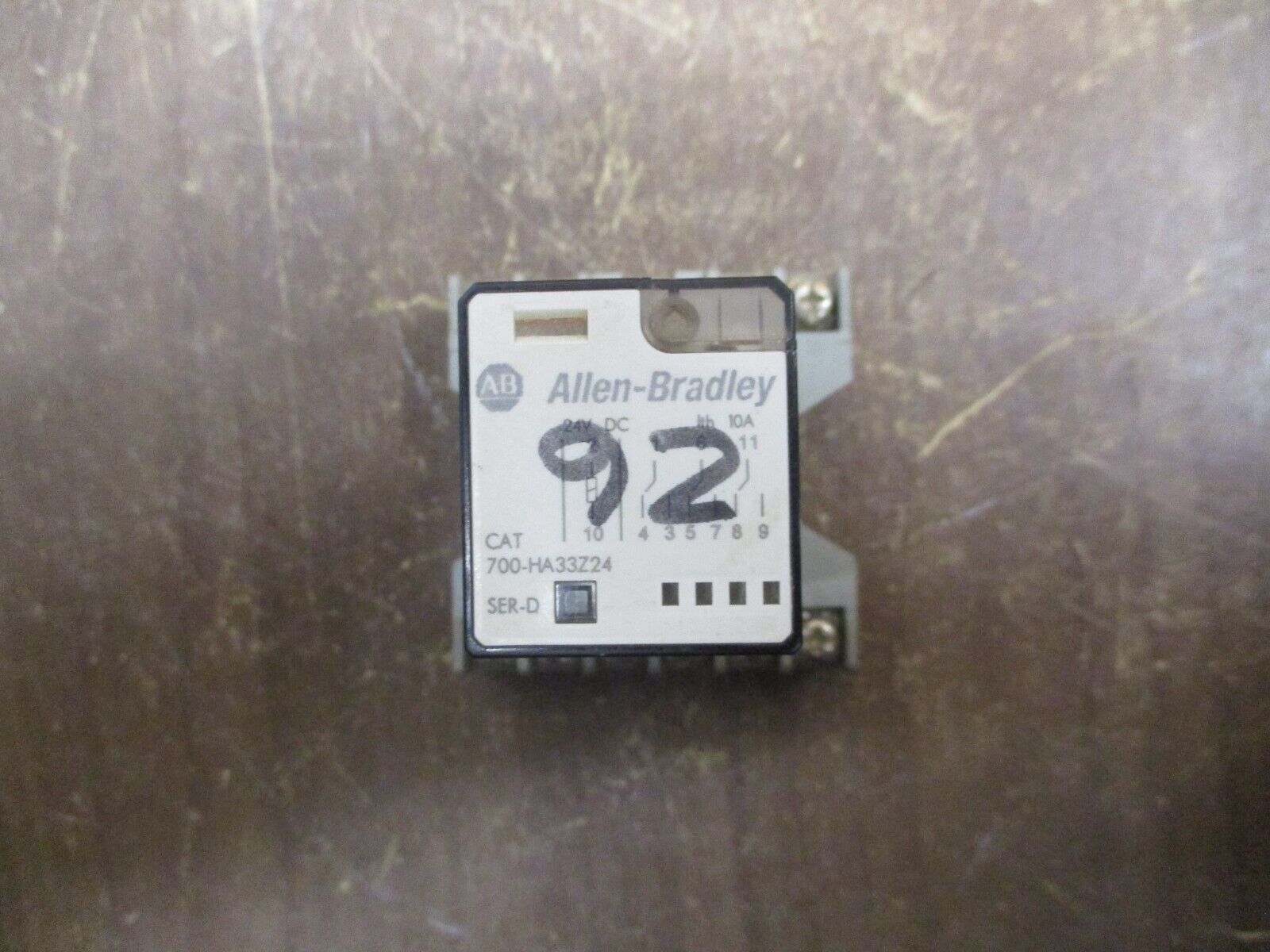 Allen-Bradley Relay 700-HA33Z24 24VDC Coil w/ Base Used