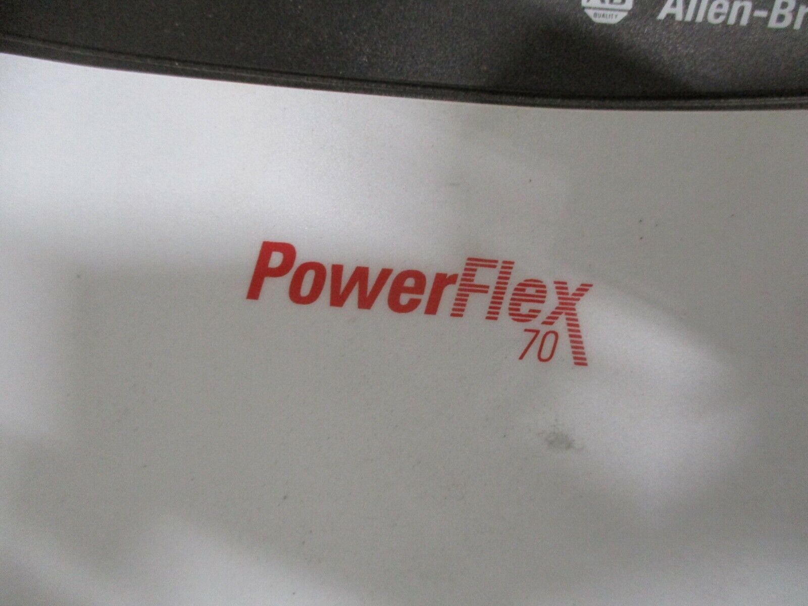 Allen-Bradley PowerFlex 70 AC Drive 20A D 011 A 0 AYNANC0 7.5HP 3Ph Used