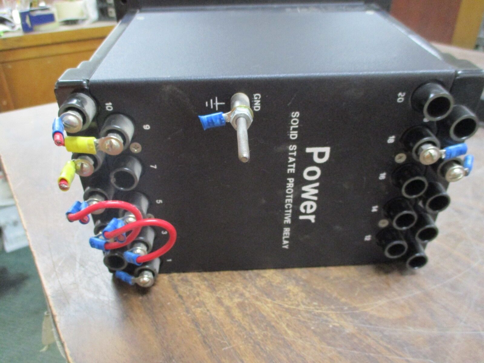 Basler Electric BE1-32R Power Relay BE1 E1P A0N1F *Cracked Cover* Used