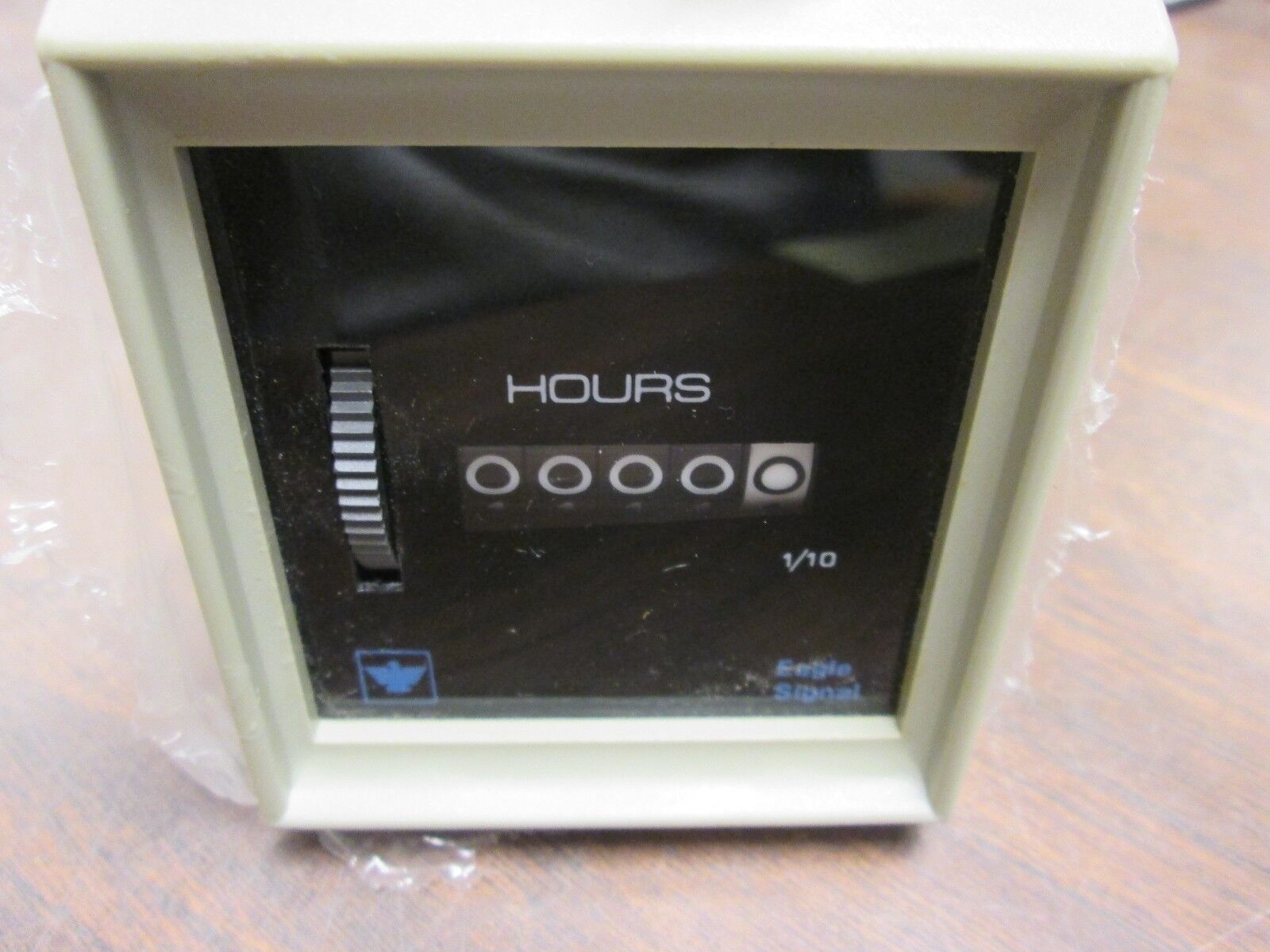 Eagle Signal Time Totalizer HKS10A6 120V 60 Hz New Surplus