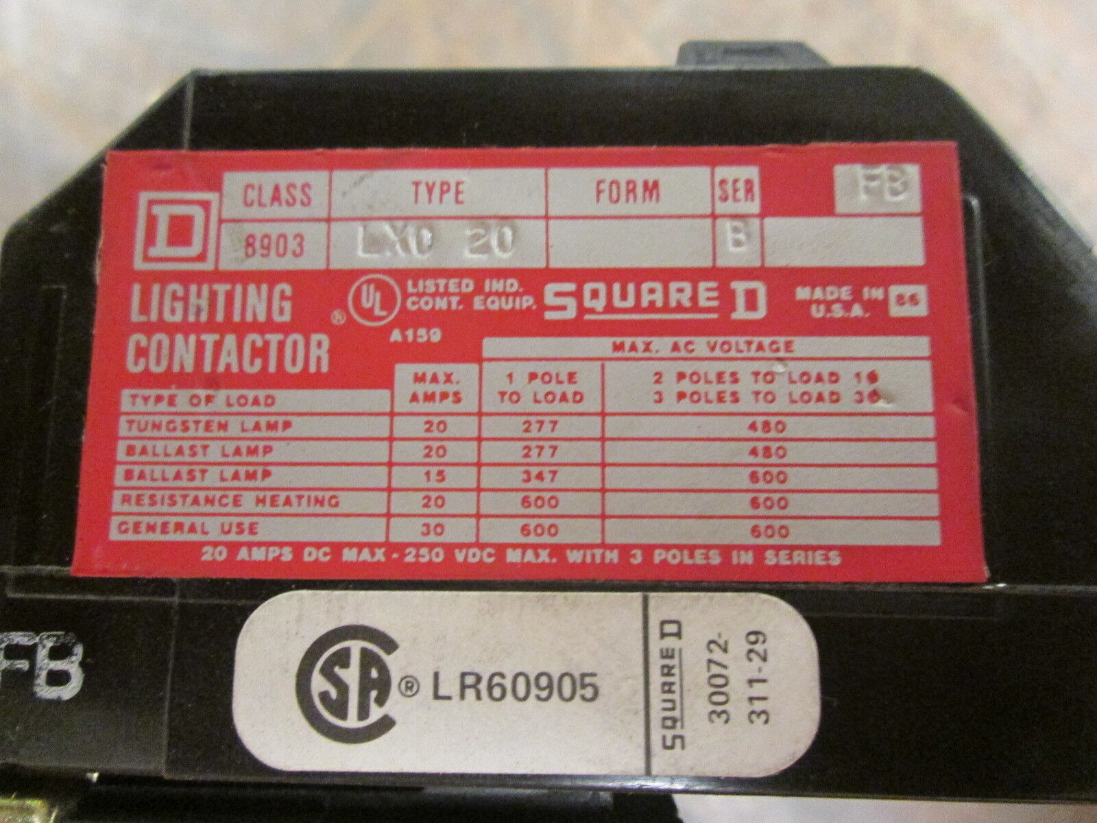 Square D Lighting Contactor 8903 LX0 20 120V Coil 20A 250VDC/600VAC Used