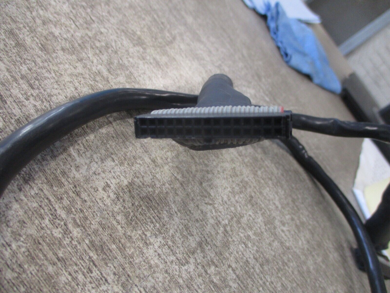 Allen-Bradley SLC 500 Rack Interconnect Cable 1746-C9 Ser. A Used