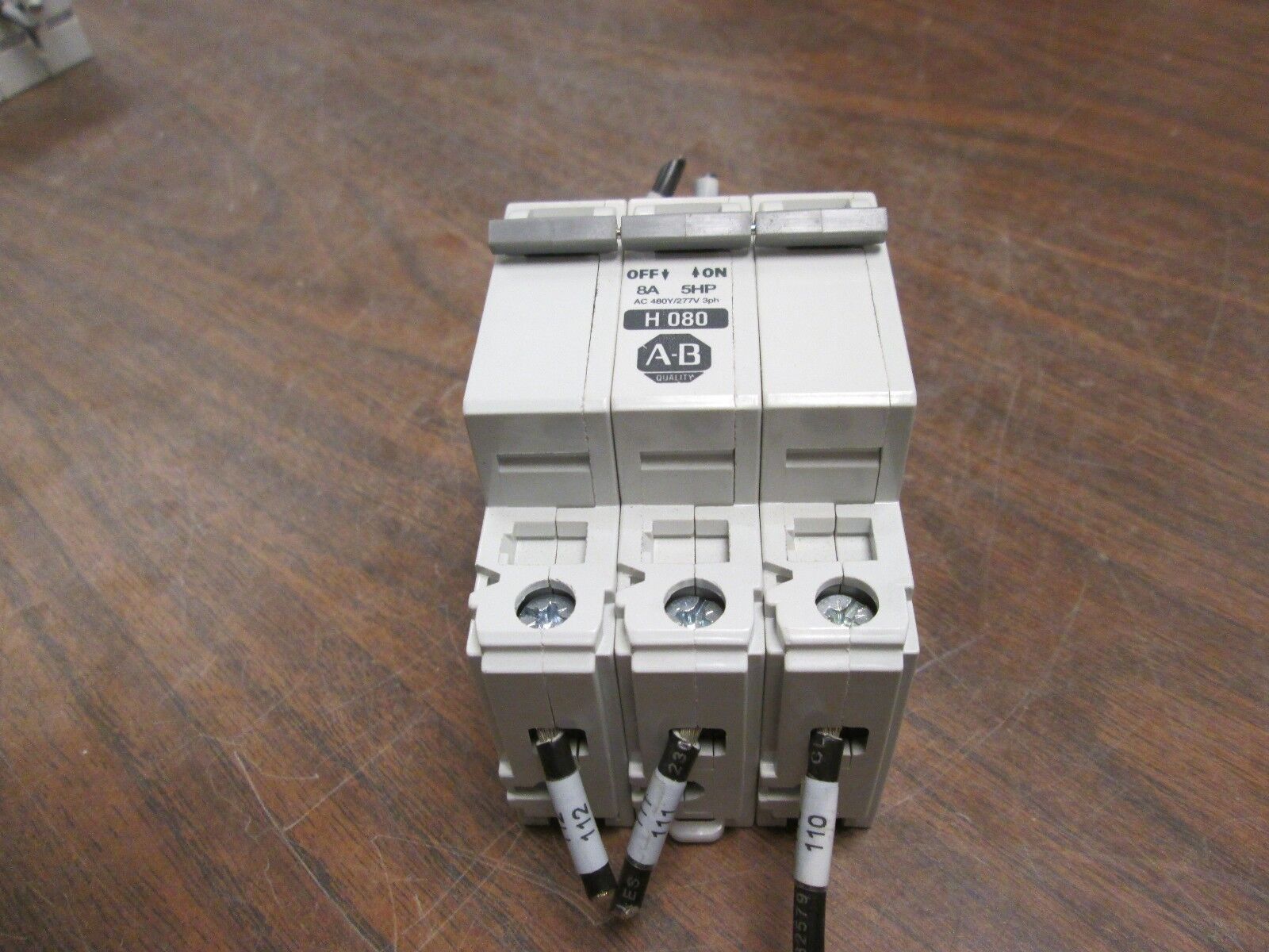 Allen-Bradley Circuit Breaker 1492-CB3-H080 480Y/277V 8A Used