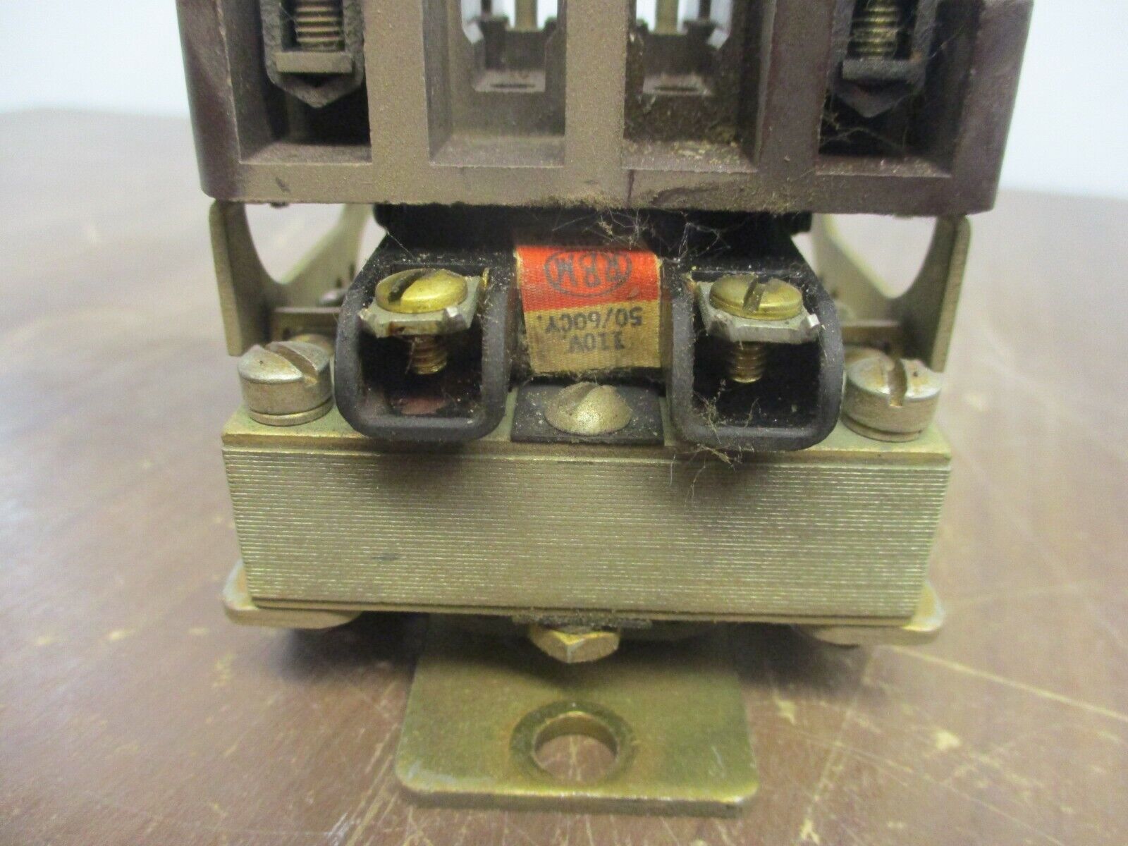 RBM Control Relay 101120 600V 10A 2P Used